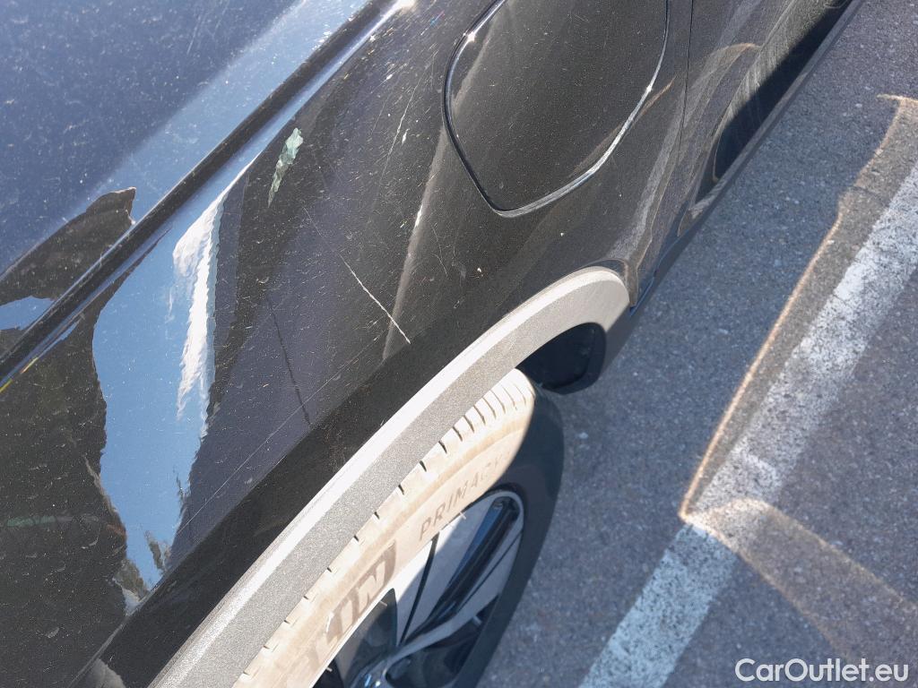 Volvo  XC 40 VOLVO XC40 / 2017 / 5P / todoterreno 1.5 T4 Twin Recharge Inscription Ex Auto #15