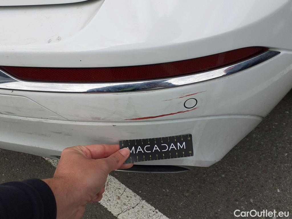  Volvo  XC60 VOLVO  / 2017 / 5P / todoterreno 2.0 T8 AWD Inscription Auto #30