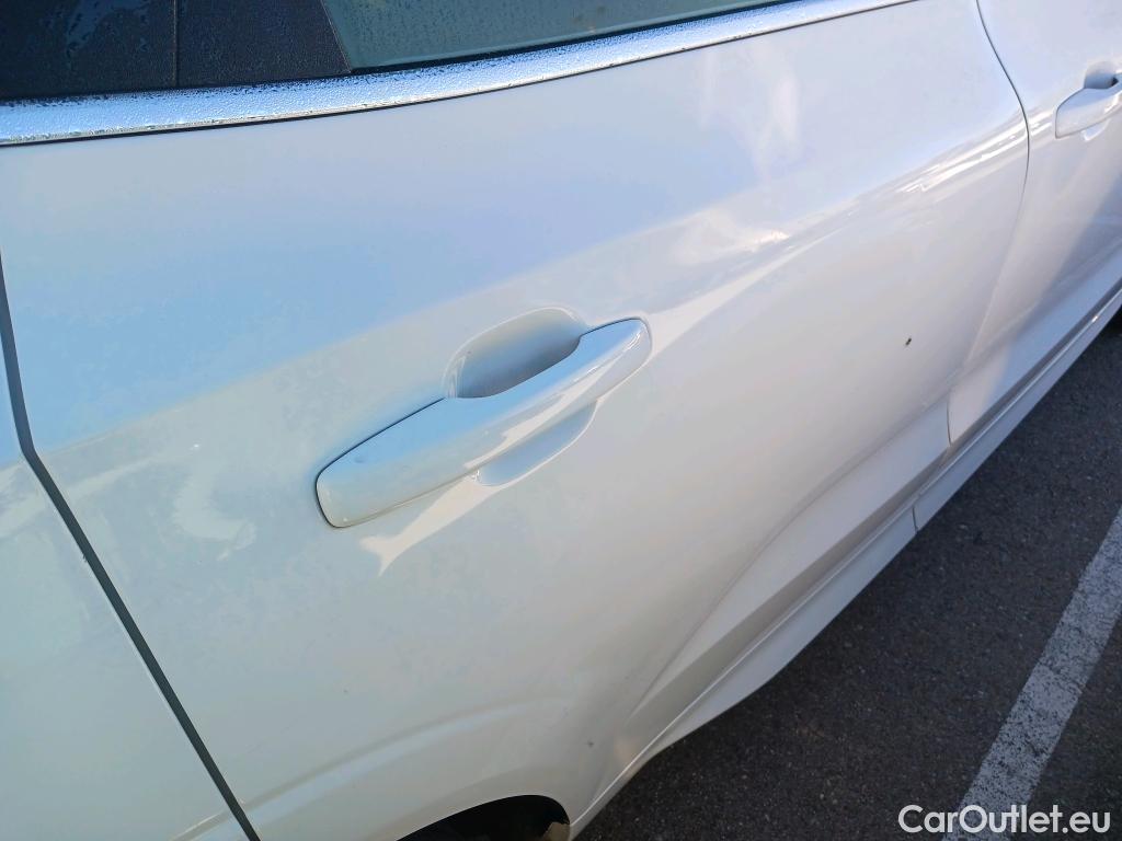  Volvo  XC60 VOLVO  / 2017 / 5P / todoterreno 2.0 B4 D4 AWD Business Plus Auto #5