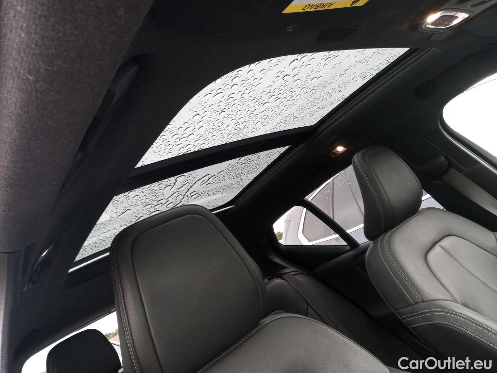 Volvo  XC 40 VOLVO XC40 / 2017 / 5P / todoterreno 1.5 T5 Twin Recharge R-Design Auto #12