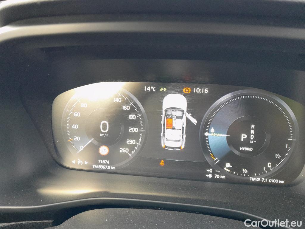 Volvo  XC 40 VOLVO XC40 / 2017 / 5P / todoterreno 1.5 T5 Twin Recharge Inscription Auto #4