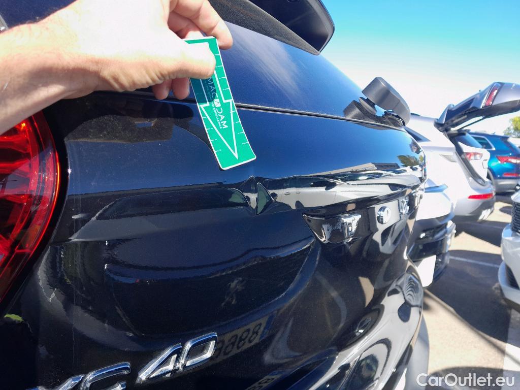 Volvo  XC 40 VOLVO XC40 / 2017 / 5P / todoterreno 1.5 T4 Twin Recharge Inscription Ex Auto #3