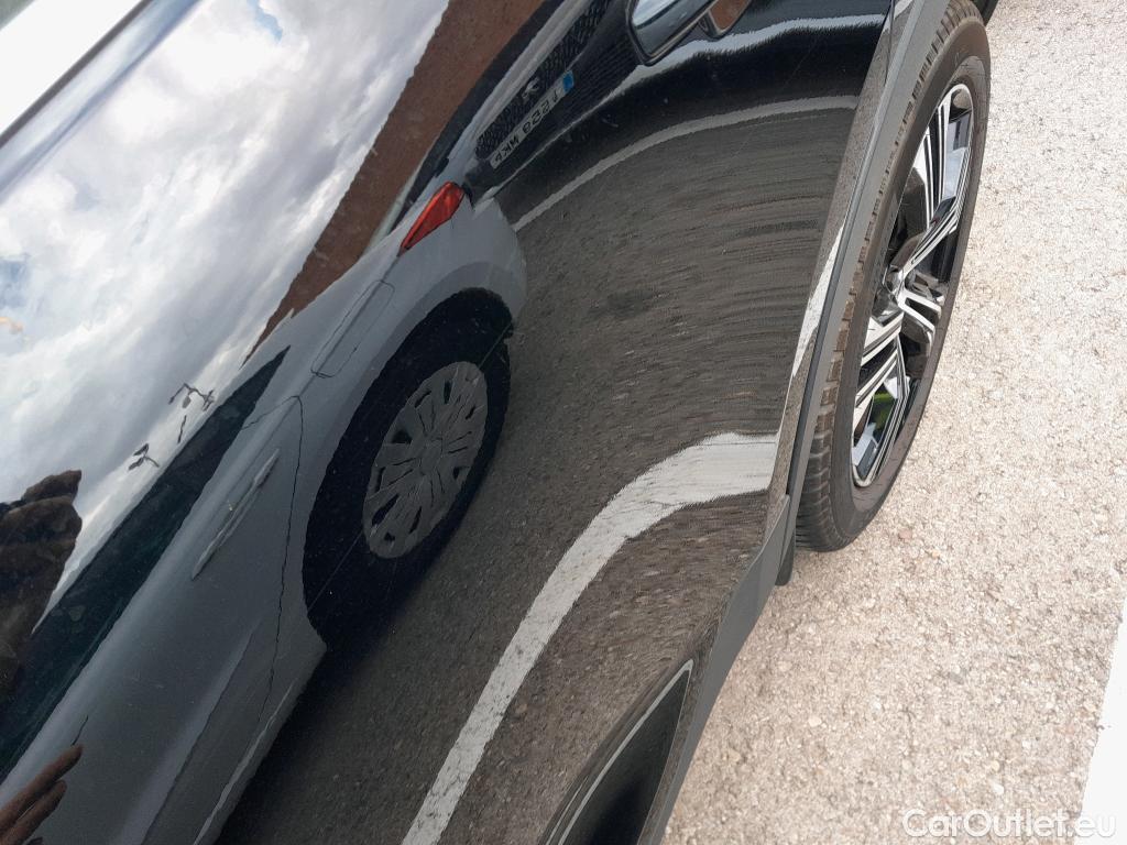 Volvo  XC 40 VOLVO XC40 / 2017 / 5P / todoterreno 1.5 T5 Twin Recharge Inscription Auto #18