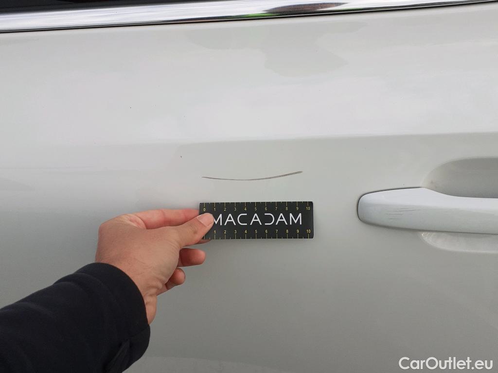  Volvo  XC60 VOLVO  / 2017 / 5P / todoterreno 2.0 T8 AWD Inscription Auto #16