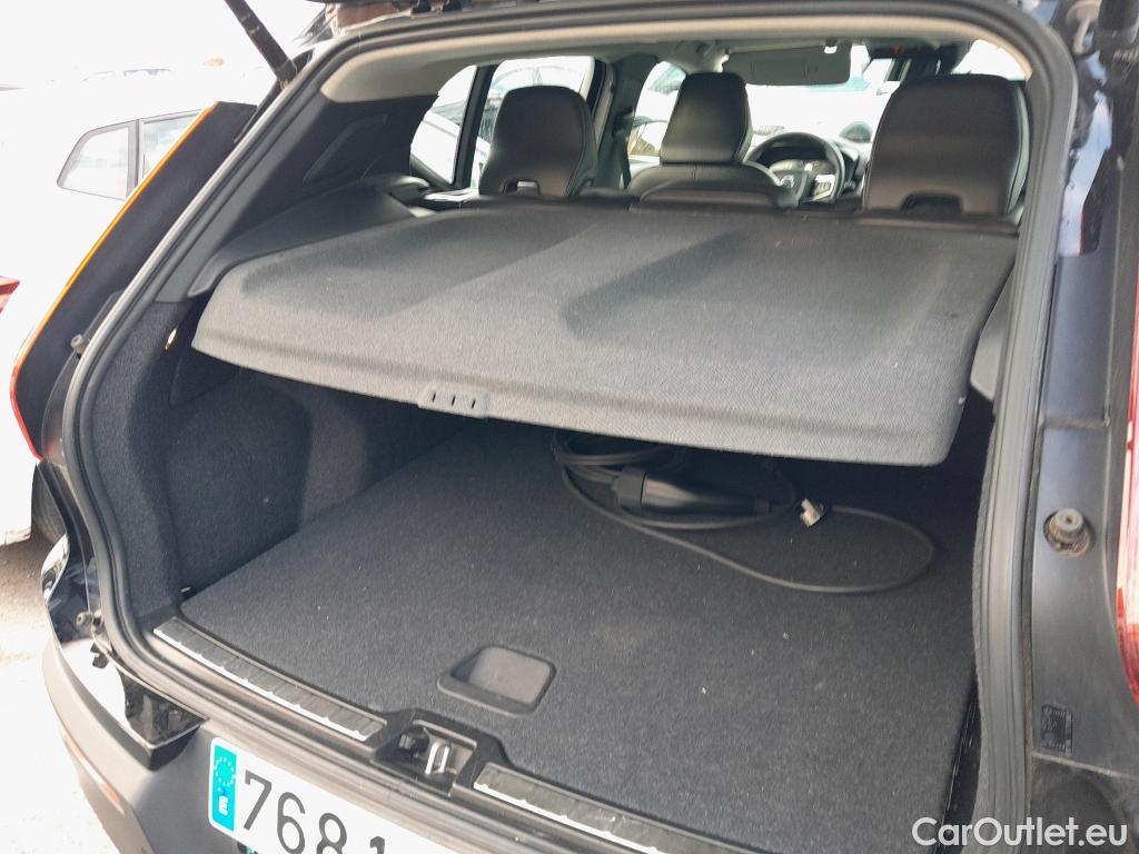 Volvo  XC 40 VOLVO XC40 / 2017 / 5P / todoterreno 1.5 T5 Twin Recharge Inscription Auto #8