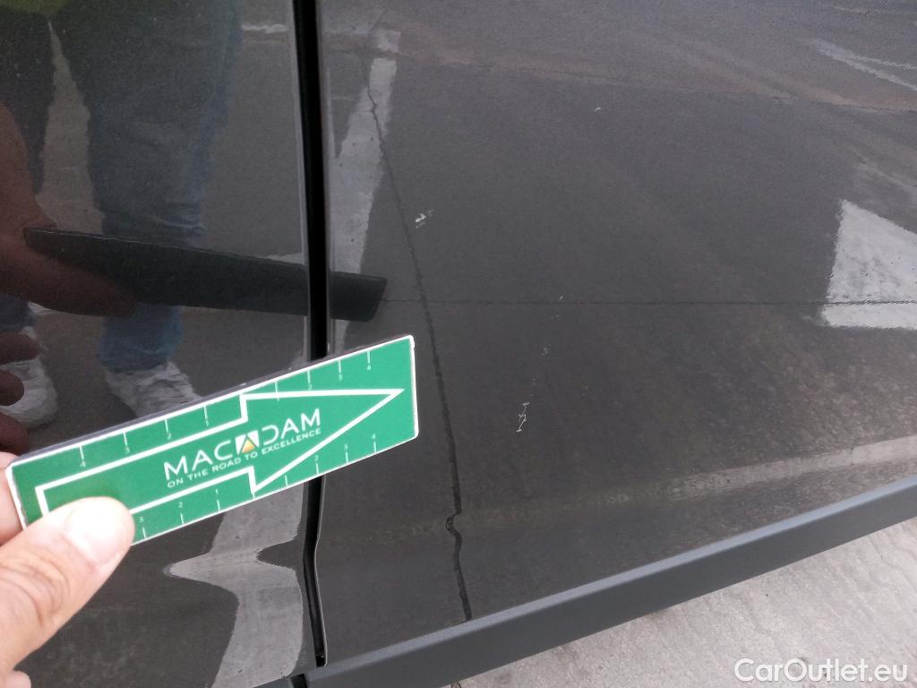 Toyota  RAV4 TOYOTA  / 2018 / 5P / todoterreno 2.5l 220H Advance #33