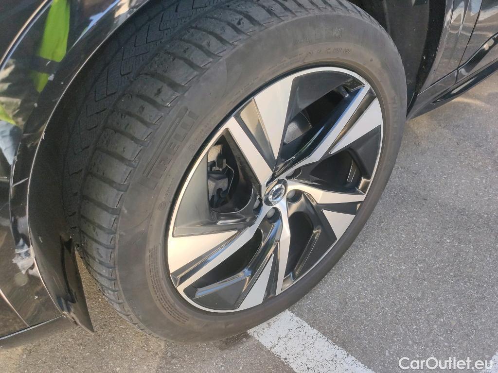 Volvo  XC90 VOLVO  / 2019 / 5P / todoterreno 2.0 B5 D5 AWD R-Design Auto #7