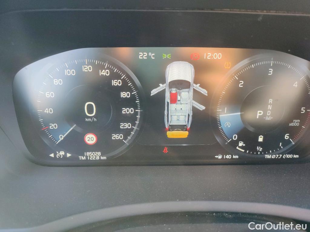 Volvo  XC90 VOLVO  / 2019 / 5P / todoterreno 2.0 B5 D5 AWD R-Design Auto #35