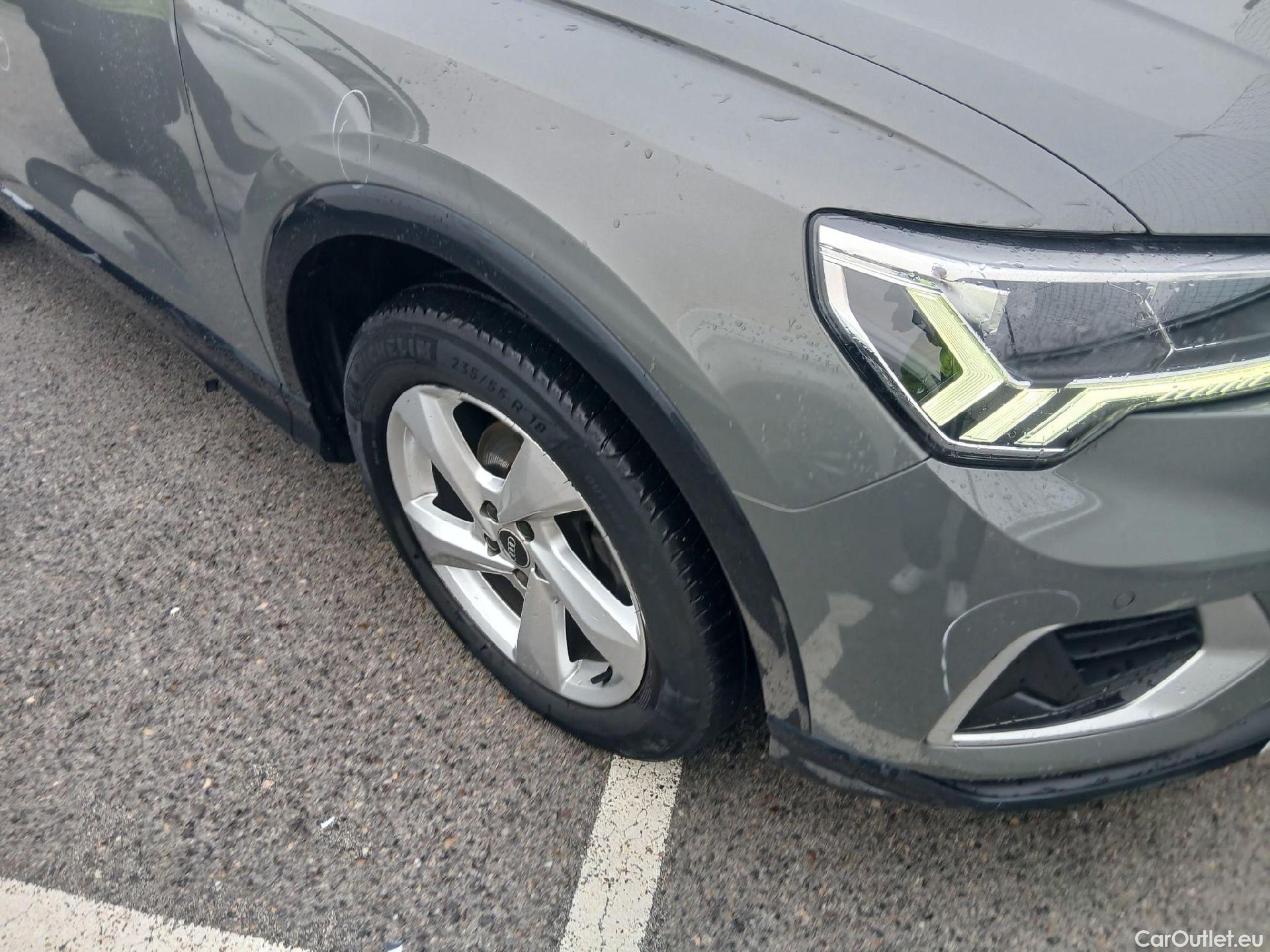 Audi  Q3 AUDI  / 2018 / 5P / todoterreno Advanced 35 TDI 110kW (150CV) S tronic (AC5) #27