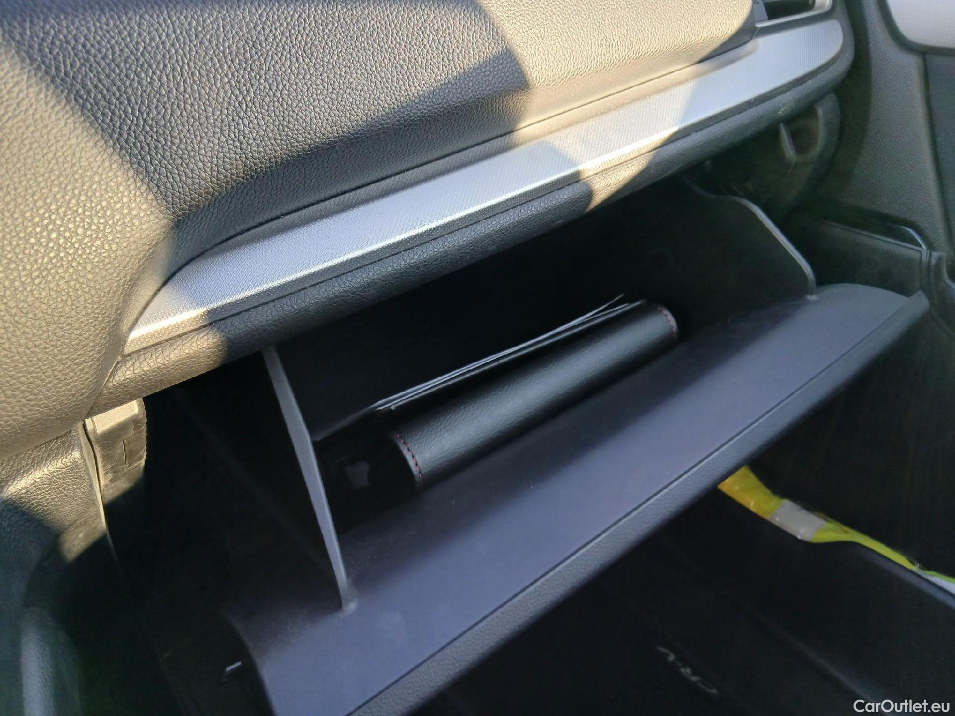  Honda  CR-V HONDA  / 2018 / 5P / todoterreno 2.0 i-MMD 4x2 ELEGANCE NAVI #1