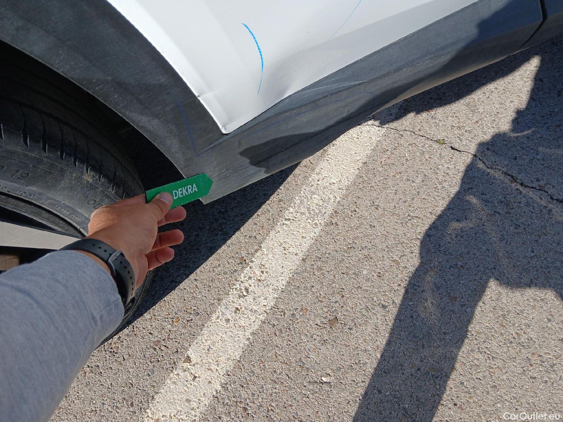  Hyundai  Tucson HYUNDAI  / 2020 / 5P / todoterreno 1.6 TGDI PHEV 195kW Tecno Sky Auto 4x4 #18