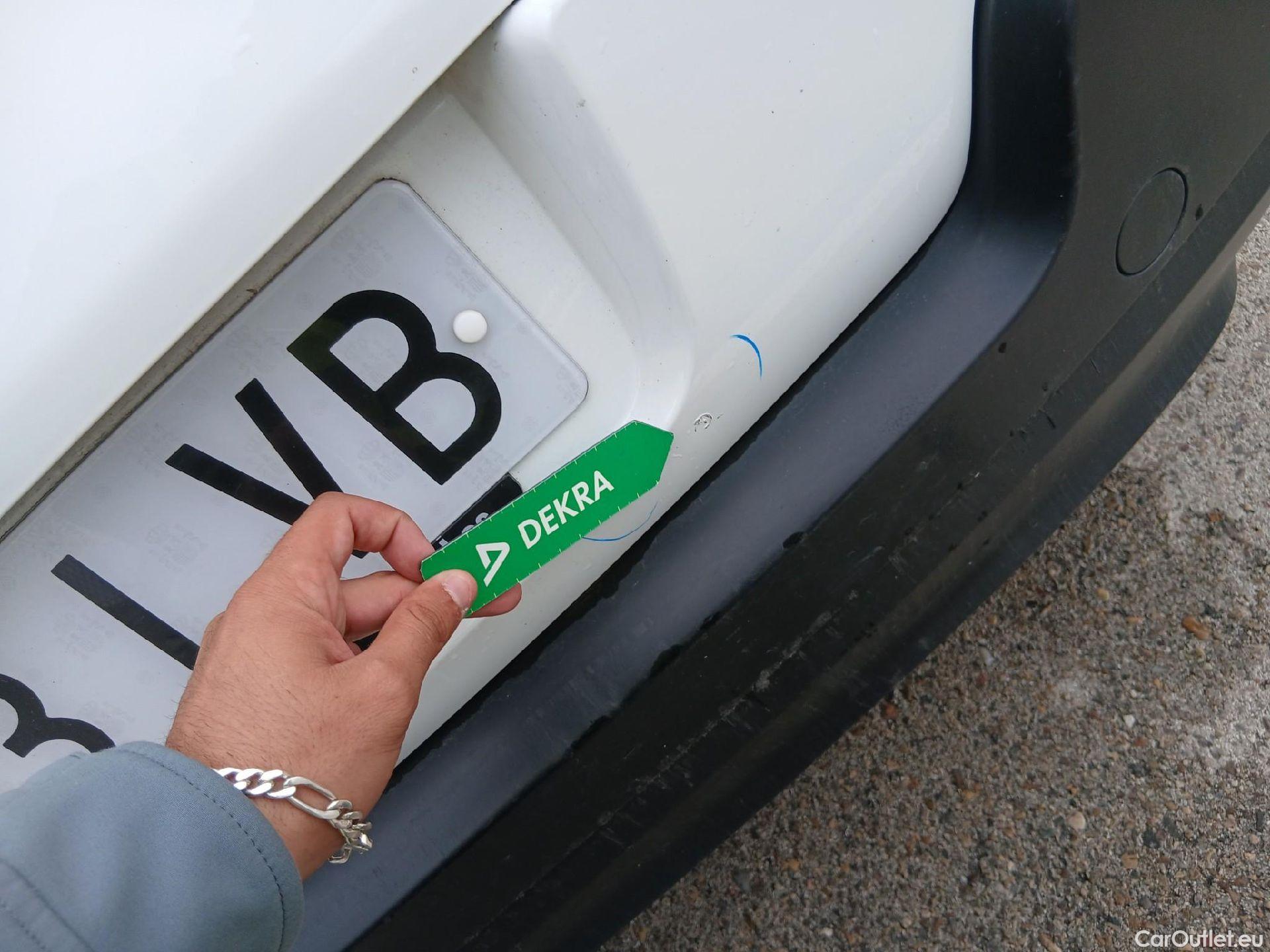  Citroen  C3 CITROEN  / 2020 / 5P / berlina con portón BlueHDi 75KW (100CV) S&S Live Pack #21