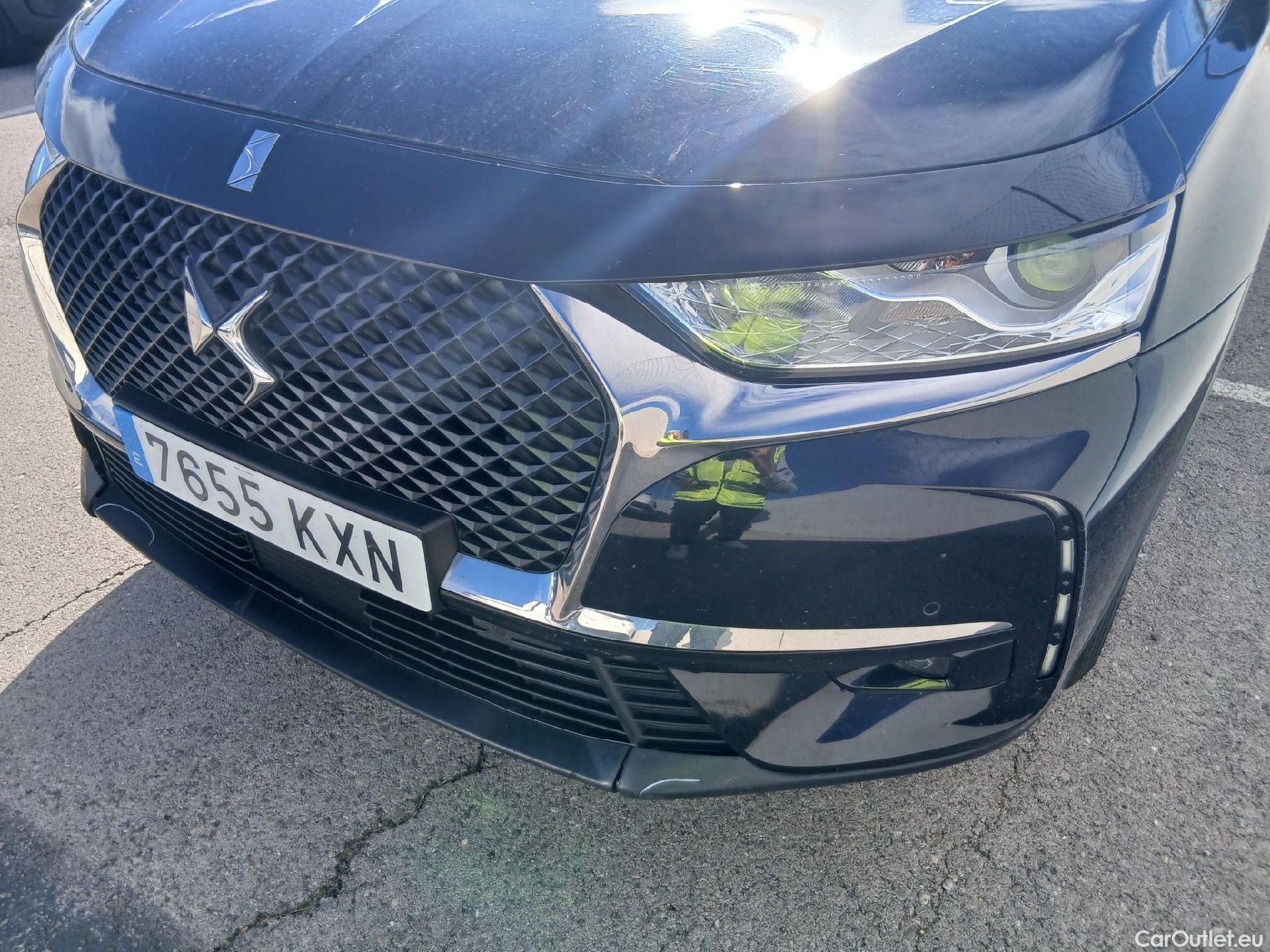  DS  DS7 DS DS 7 Crossback / 2017 / 5P / todoterreno BlueHDi DE 96kW (130CV) BE CHIC #16