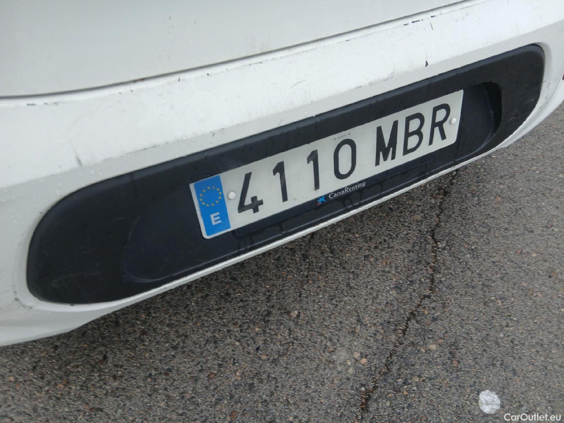  KIA  Picanto KIA  / 2020 / 5P / berlina con portón 1.0 DPi 49kW (67CV) Concept Pack Comfort #26