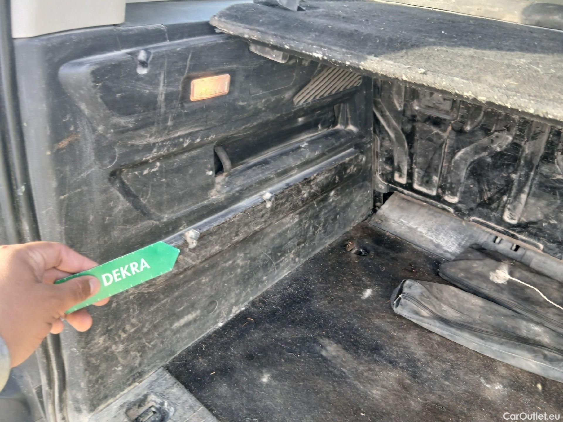  Citroen  Berlingo CITROEN  / 2018 / 4P / combi Talla M BlueHDi 100 S&S LIVE (AC) #7