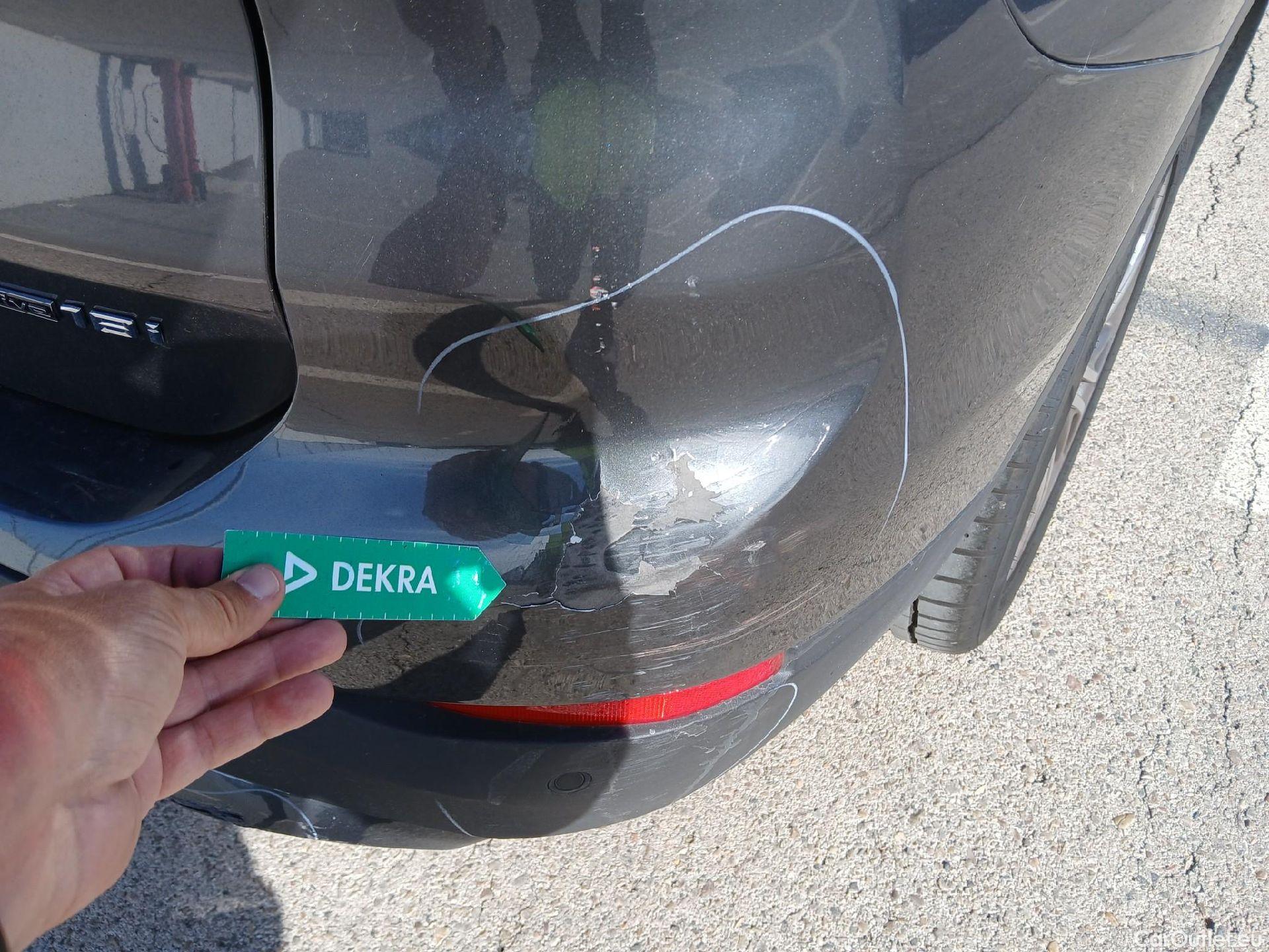  Bmw  X1 BMW  sDrive18i #23