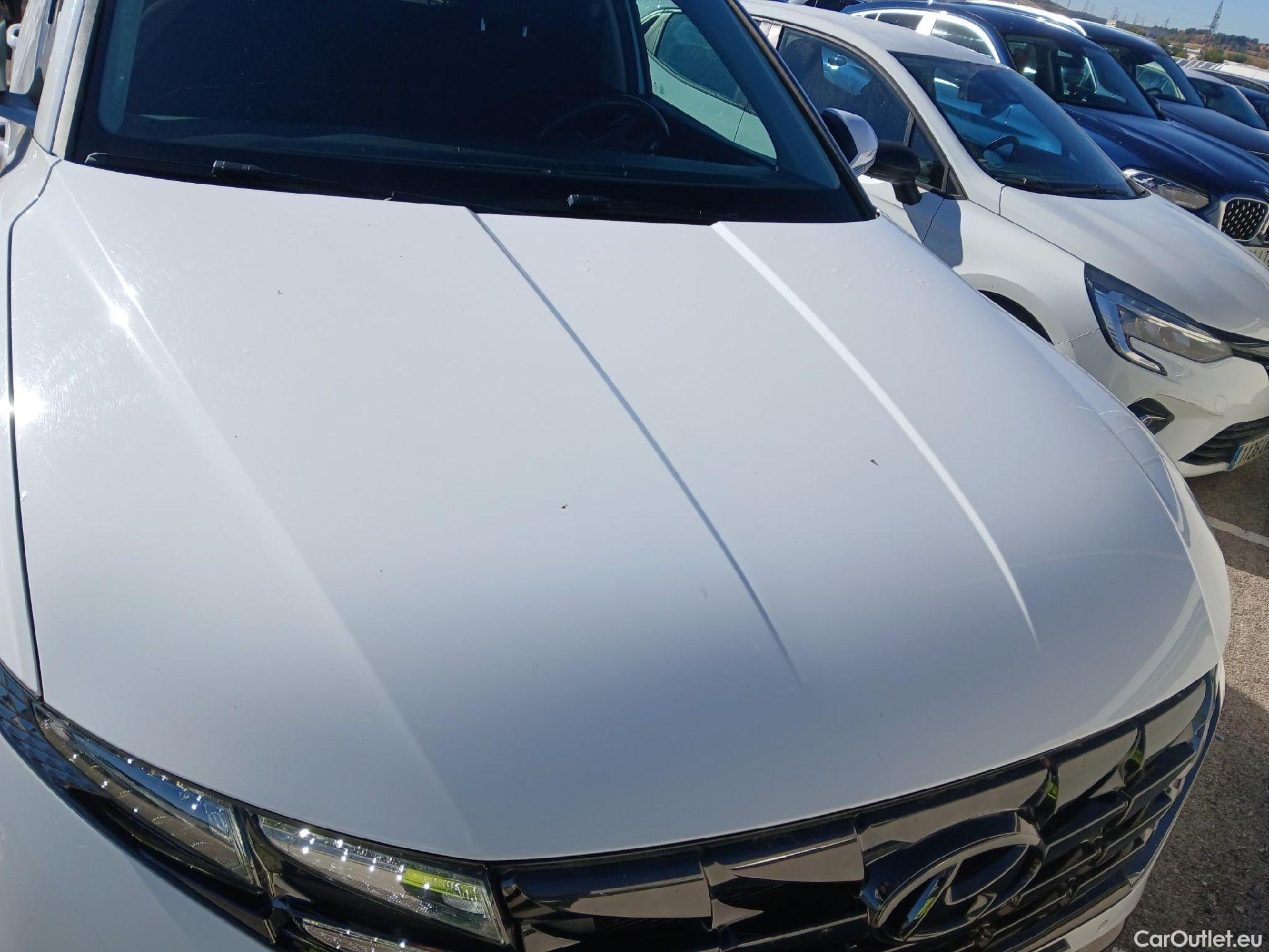  Hyundai  Tucson HYUNDAI  / 2020 / 5P / todoterreno 1.6 TGDI PHEV 195kW Tecno Sky Auto 4x4 #9