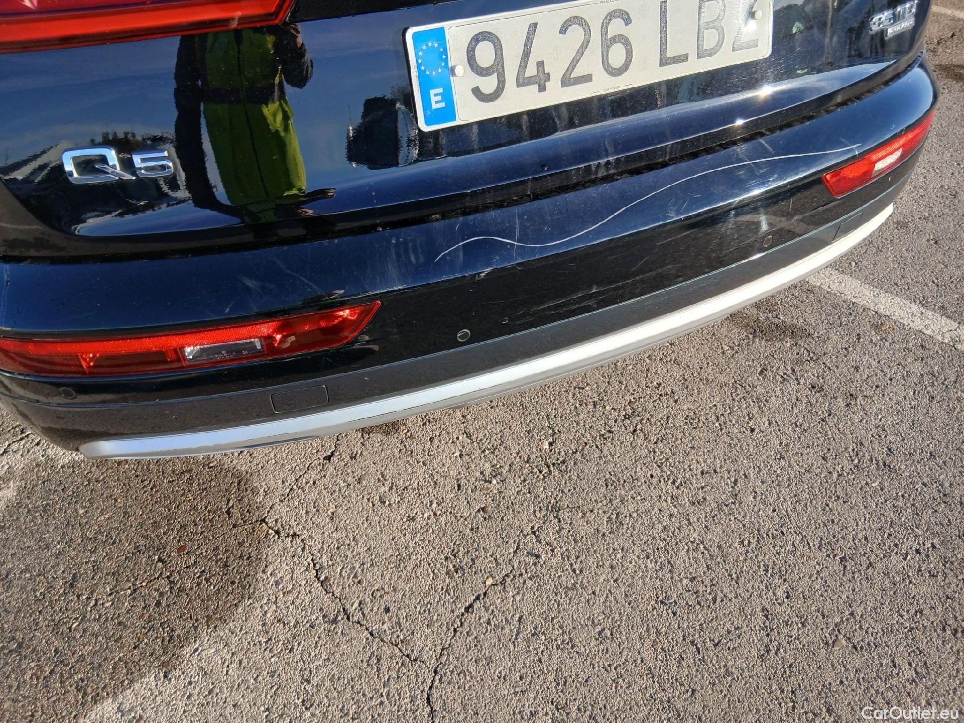  Audi  Q5 AUDI  / 2016 / 5P / todoterreno Design 35 TDI 120kW quattro S tronic #32