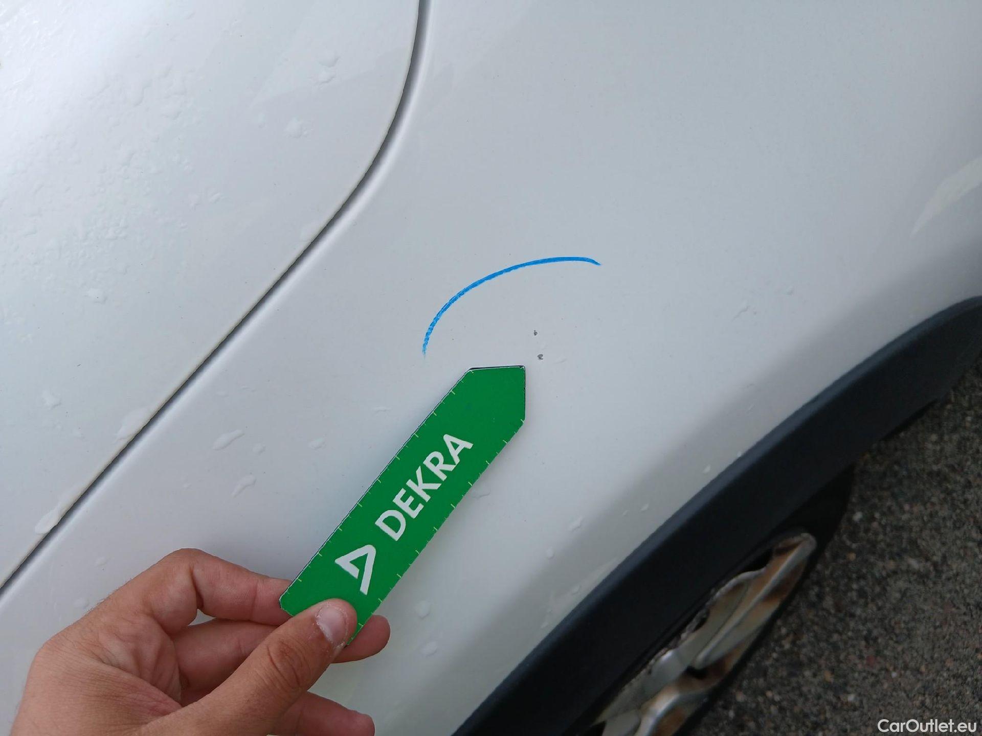  Citroen  C3 CITROEN  / 2020 / 5P / berlina con portón BlueHDi 75KW (100CV) S&S Live Pack #7