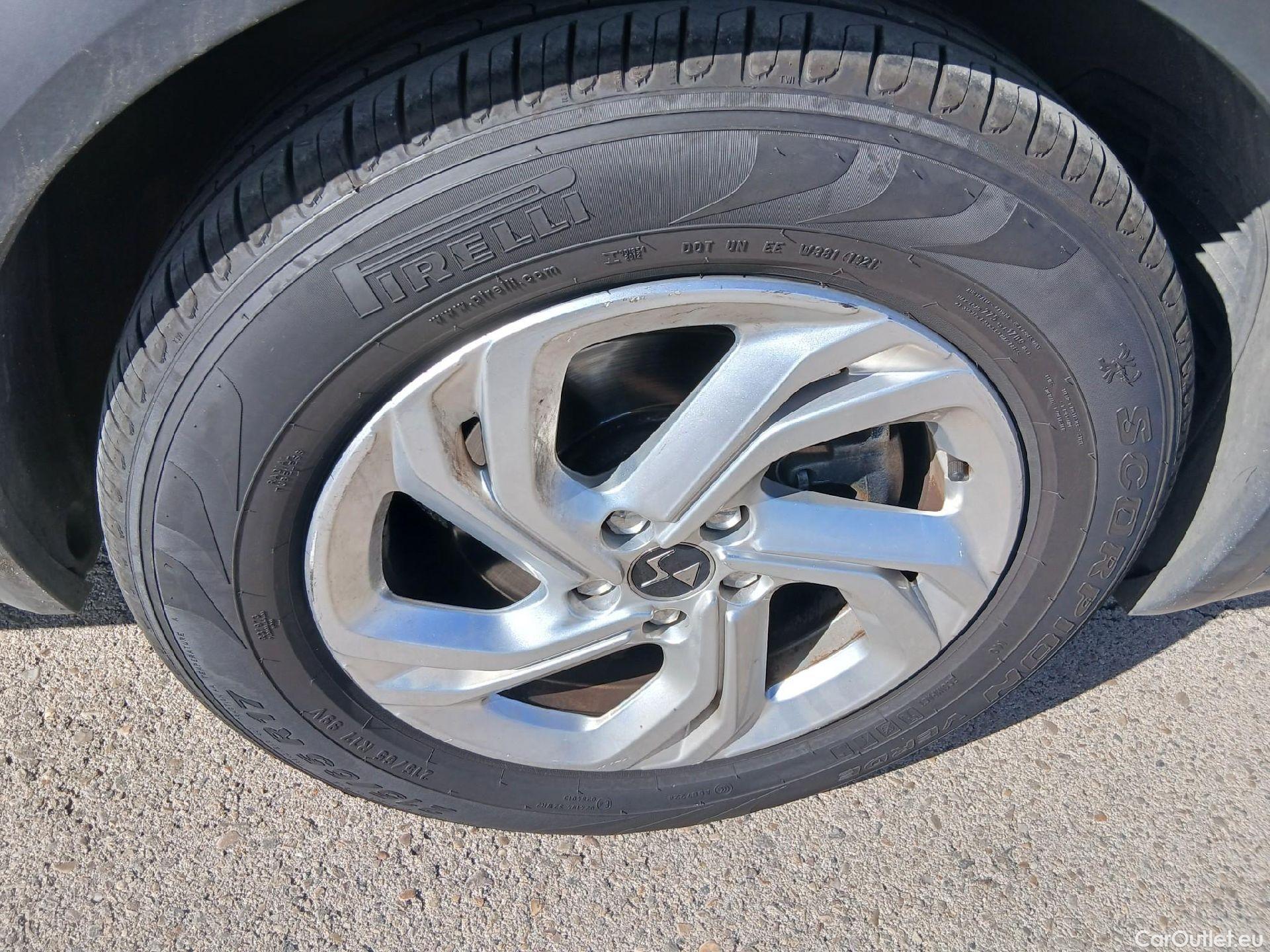  DS  DS7 DS DS 7 Crossback / 2017 / 5P / todoterreno BlueHDi DE 96kW (130CV) BE CHIC #5