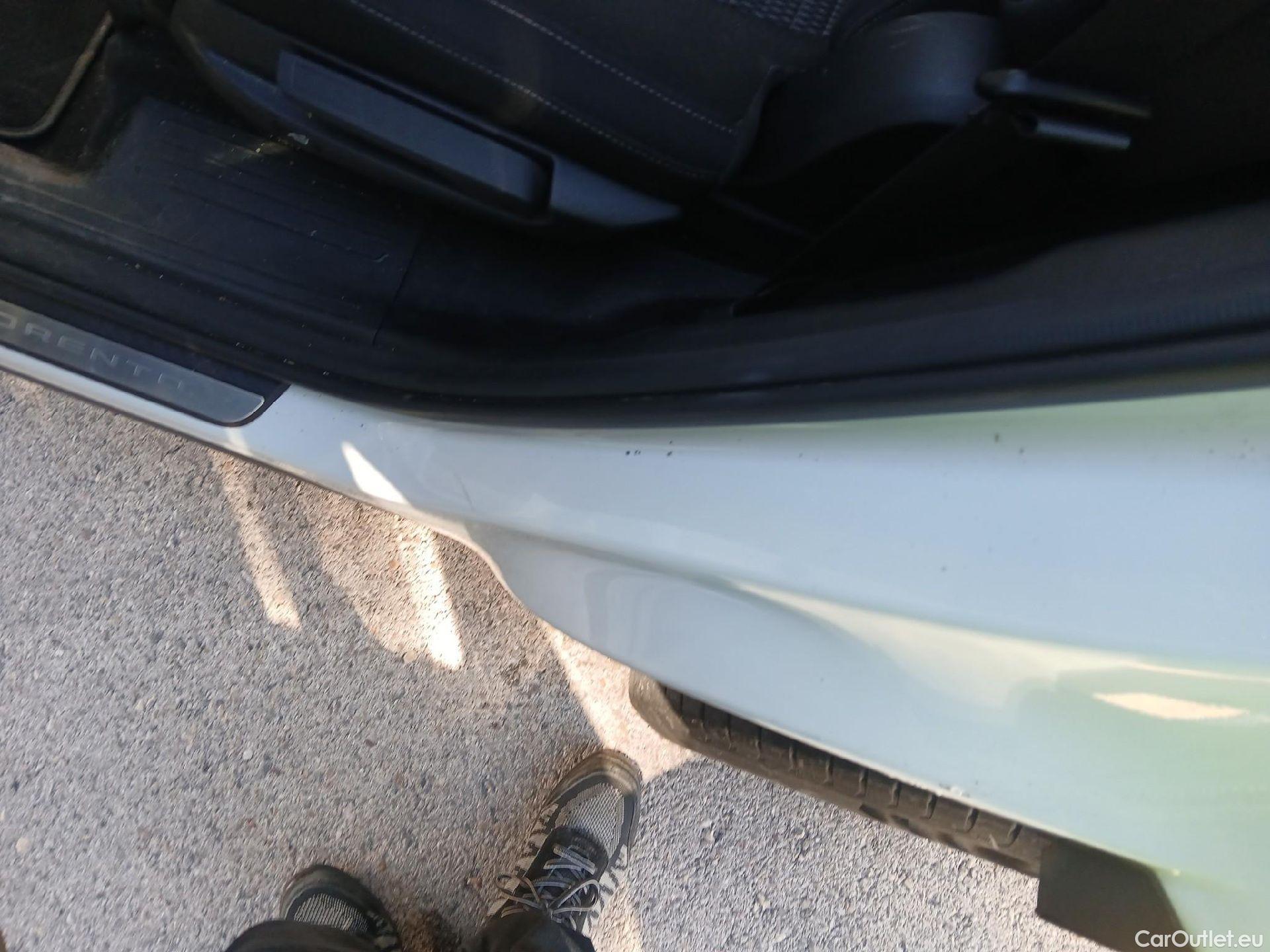  KIA  Sorento KIA  / 2020 / 5P / todoterreno 1.6 T-GDi HEV Emotion 4x4 7pl #5