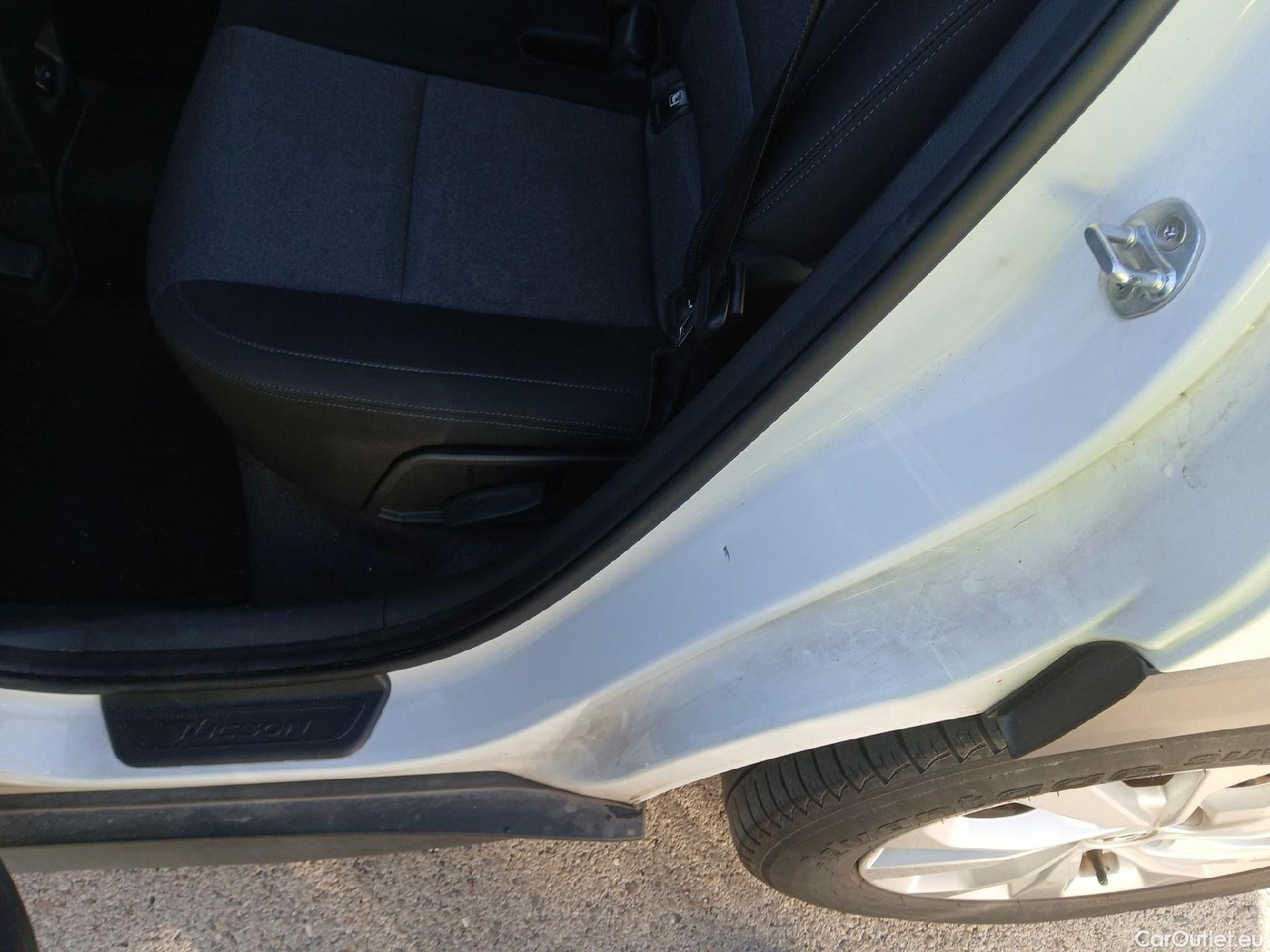  Hyundai  Tucson HYUNDAI  / 2018 / 5P / todoterreno 1.6 CRDI 85kW (116CV) 48V SLE 4X2(SP)(SL) #5