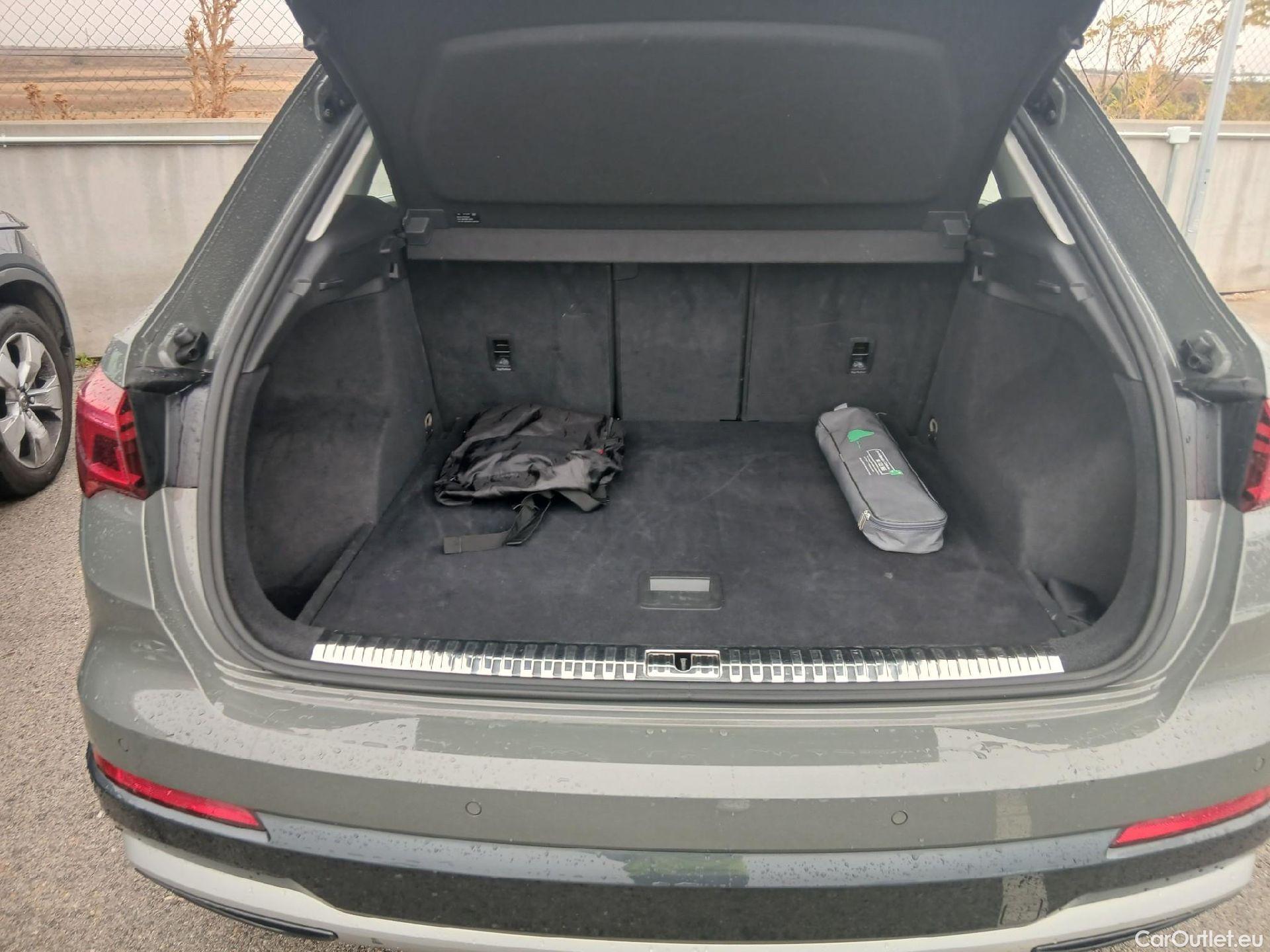 Audi  Q3 AUDI  / 2018 / 5P / todoterreno Advanced 35 TDI 110kW (150CV) S tronic (AC5) #8