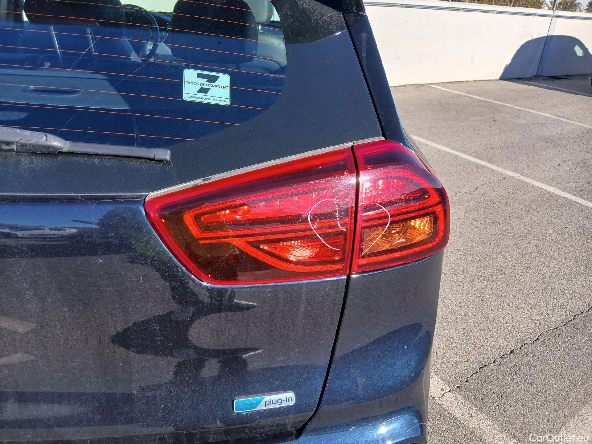  KIA  Niro KIA  1.6 GDi PHEV 104kW (141CV) Drive (AC) #31