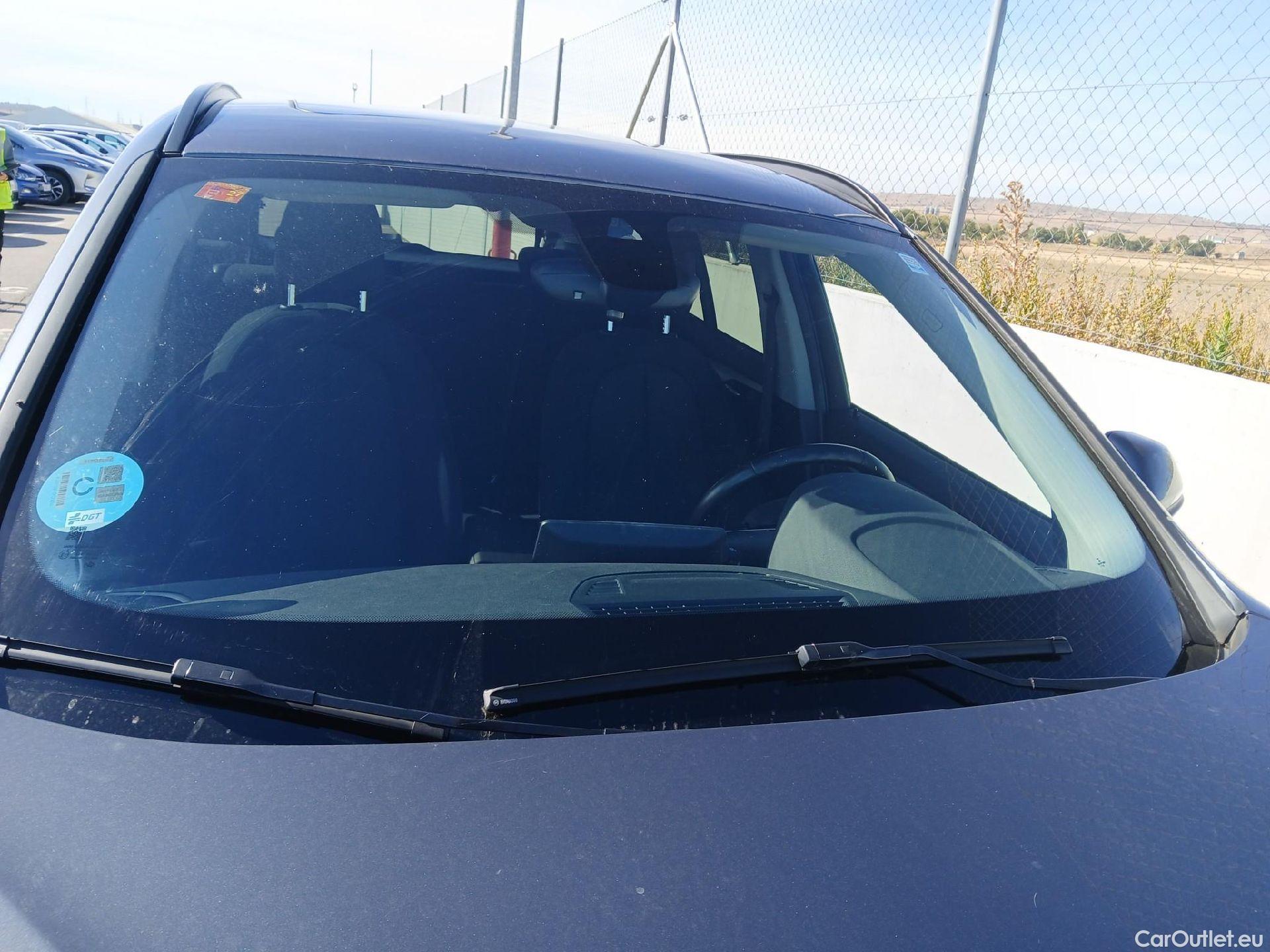  Bmw  X1 BMW  sDrive18i #15