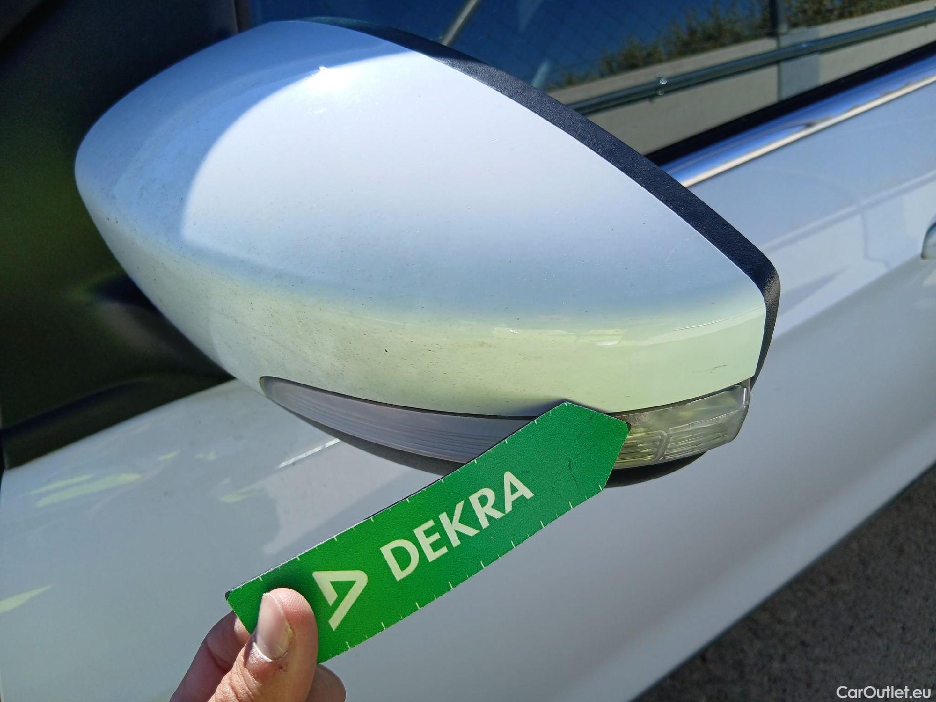  Ford  Kuga FORD  / 2016 / 5P / todoterreno 1.5 EcoBoost 88kW 4x2 Trend+ (CX) #17