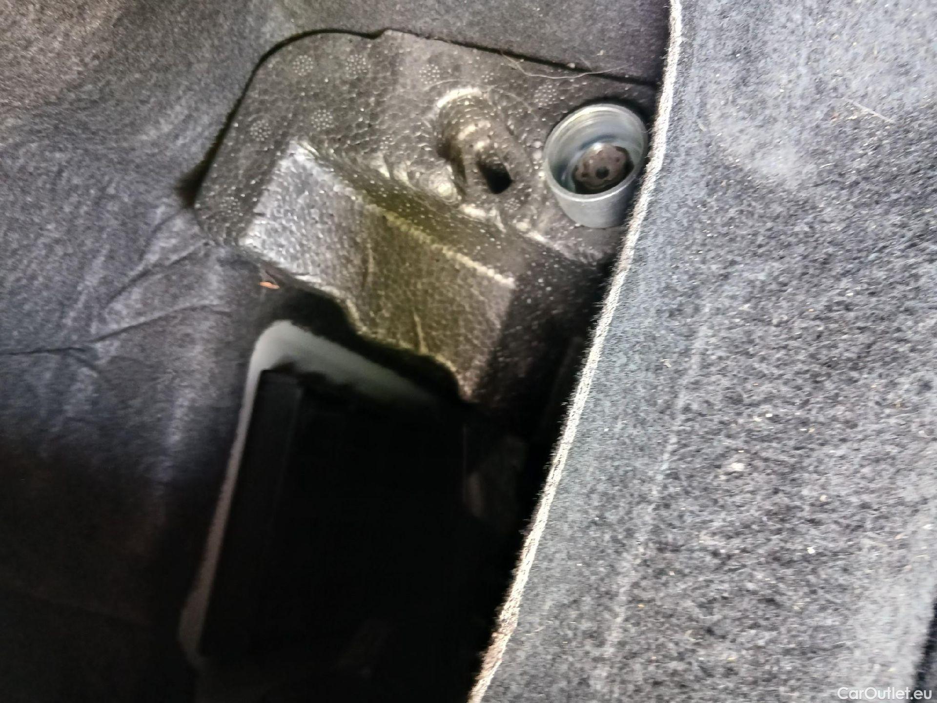  Bmw  X2 Serie  sDrive 18i Advantage 1.5 140CV AT7 E6dT #2