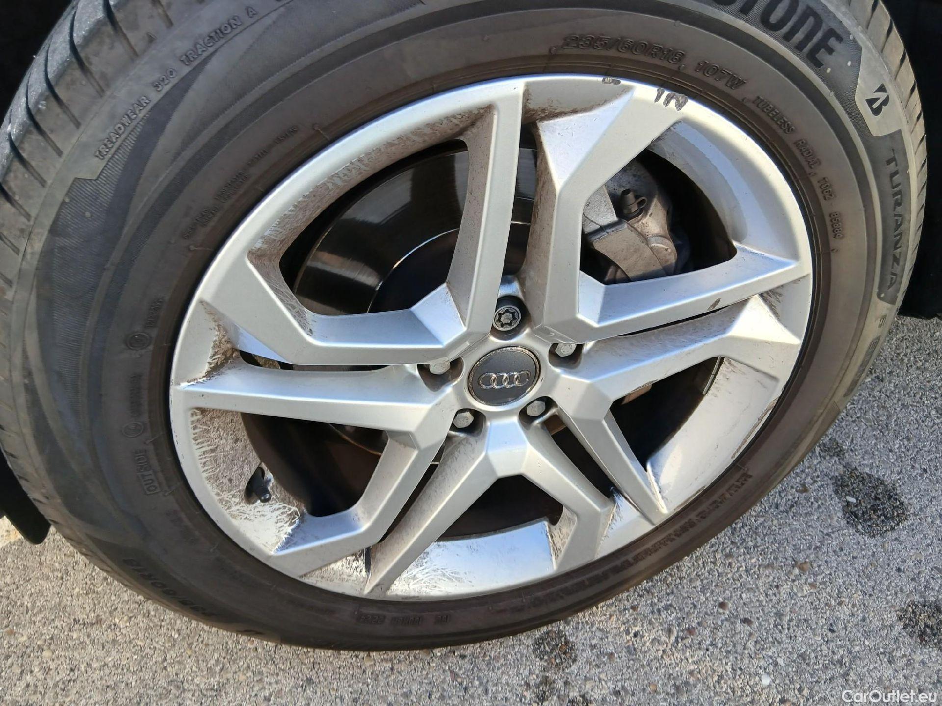  Audi  Q5 AUDI  / 2016 / 5P / todoterreno Design 35 TDI 120kW quattro S tronic #10