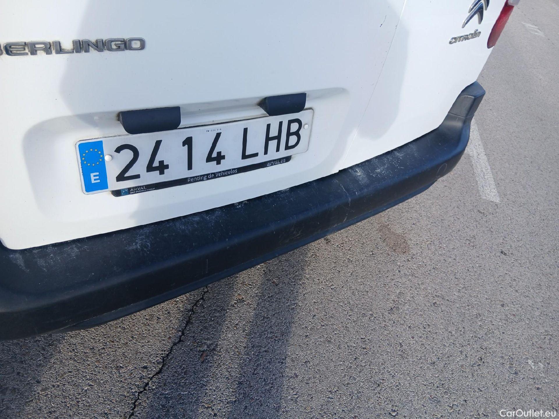  Citroen  Berlingo CITROEN  / 2018 / 4P / combi Talla M BlueHDi 100 S&S LIVE (AC) #30