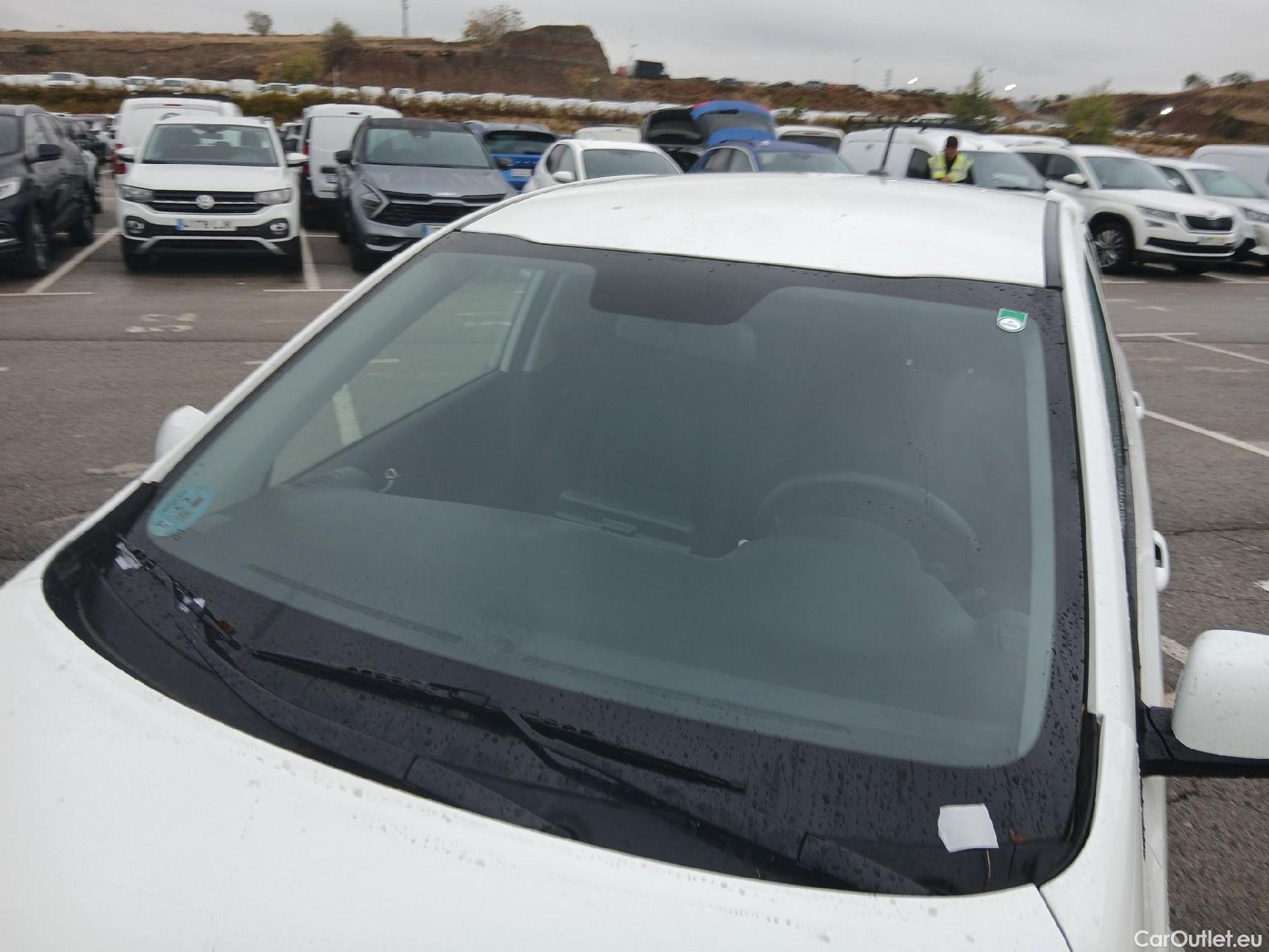  KIA  Picanto KIA  / 2020 / 5P / berlina con portón 1.0 DPi 49kW (67CV) Concept Pack Comfort #20