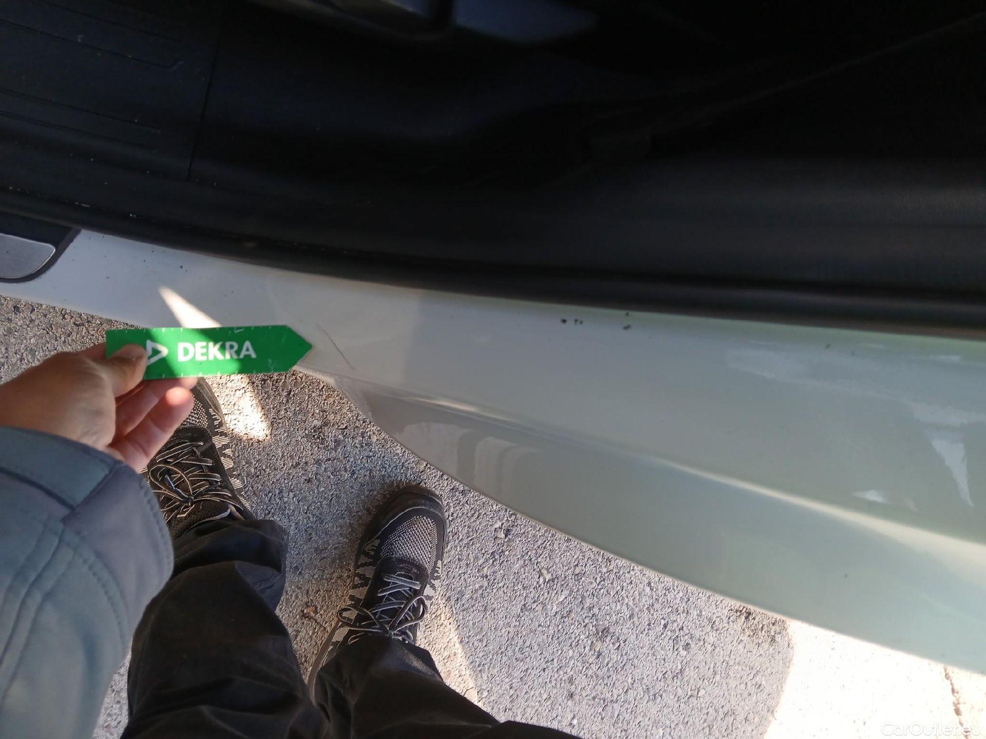  KIA  Sorento KIA  / 2020 / 5P / todoterreno 1.6 T-GDi HEV Emotion 4x4 7pl #4