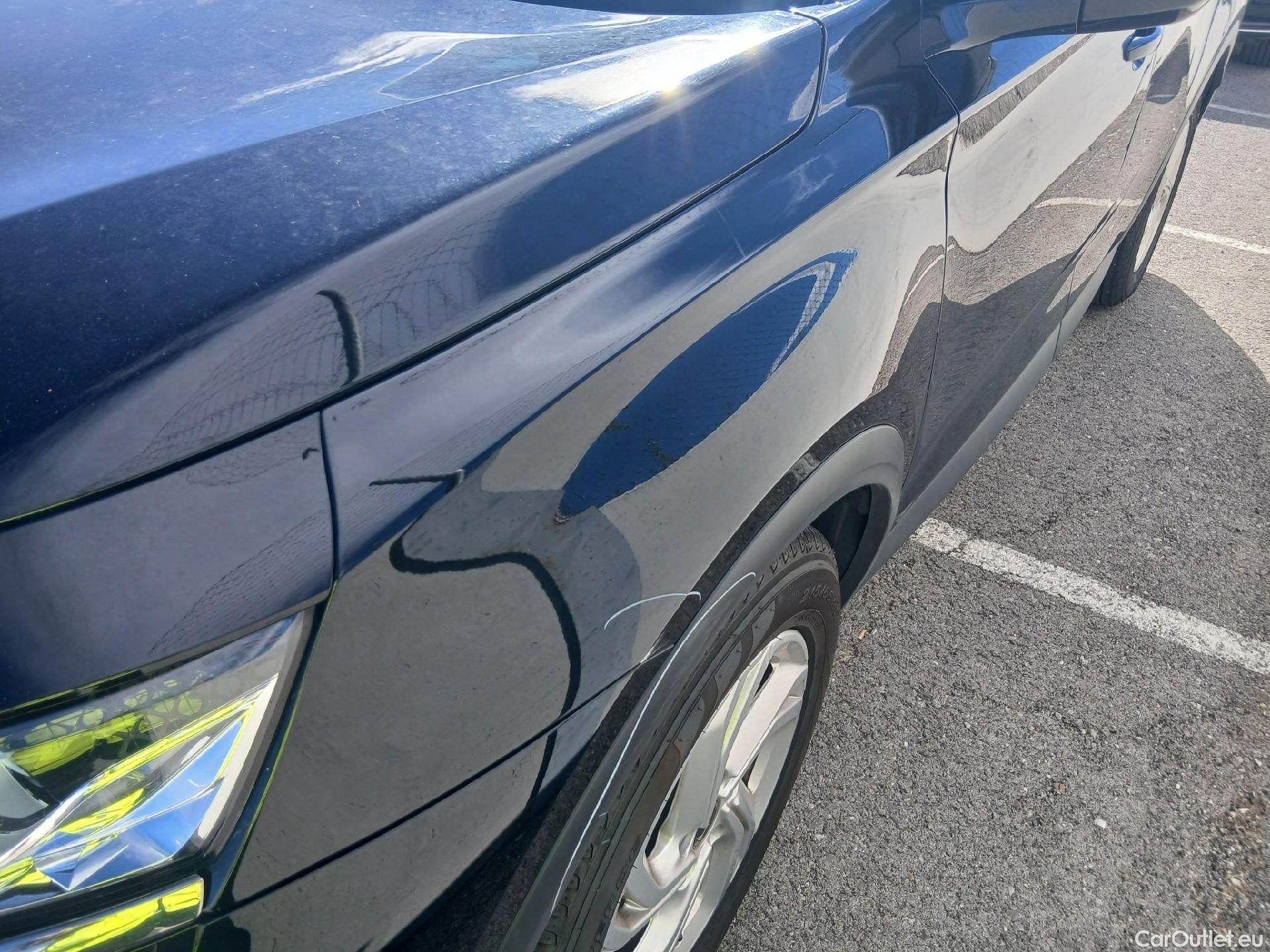  DS  DS7 DS DS 7 Crossback / 2017 / 5P / todoterreno BlueHDi DE 96kW (130CV) BE CHIC #23