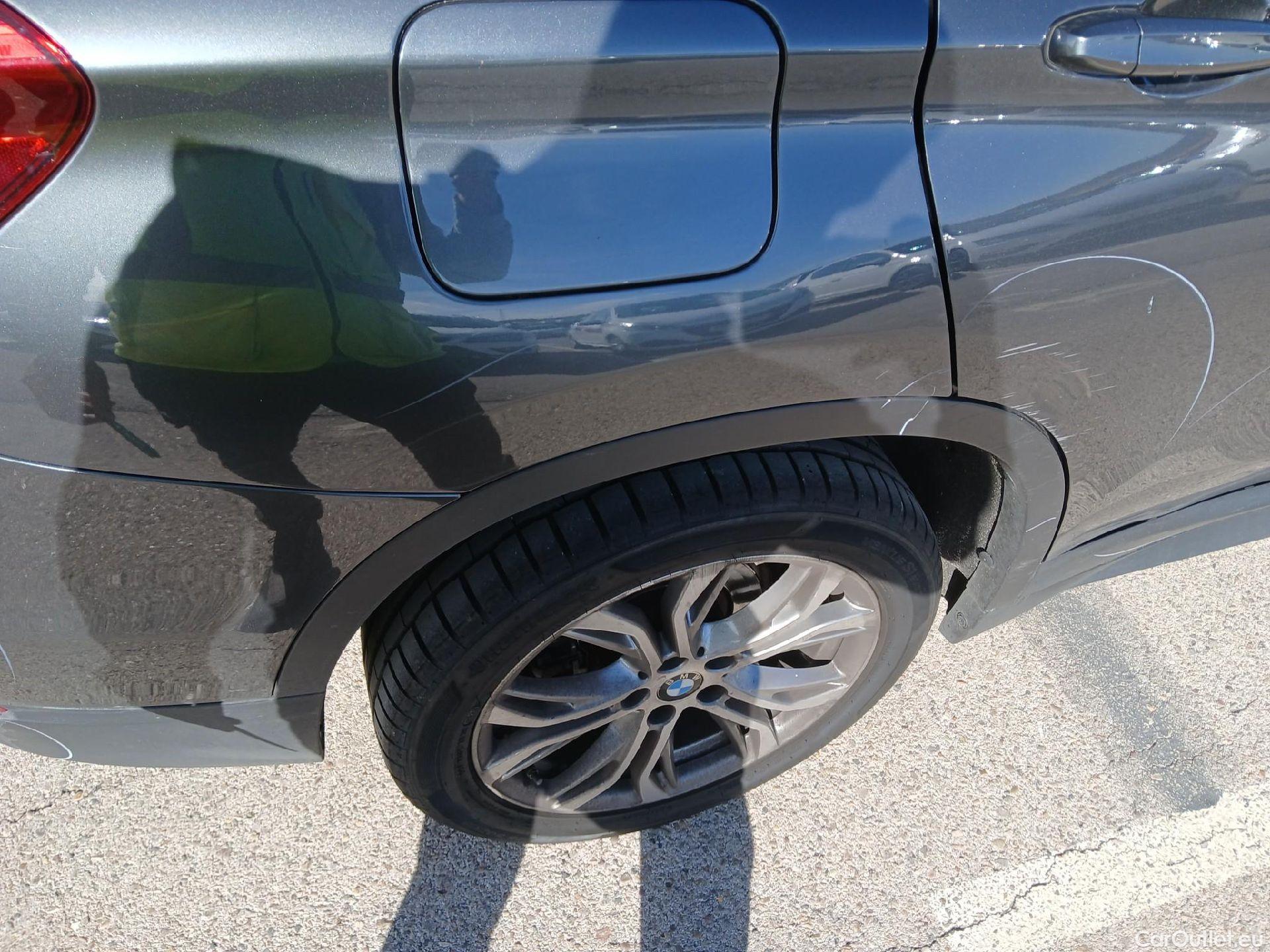  Bmw  X1 BMW  sDrive18i #32