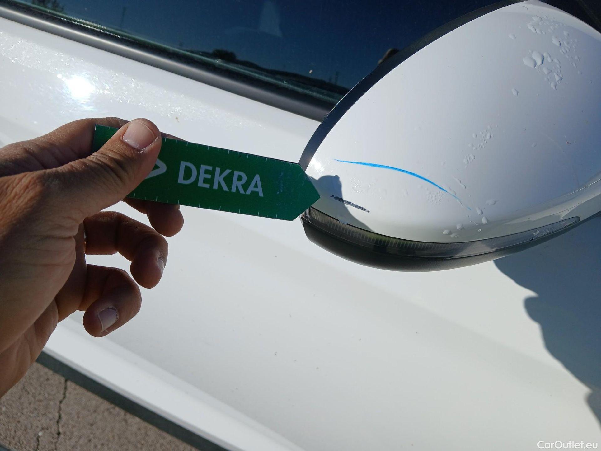  Hyundai  Tucson HYUNDAI  / 2018 / 5P / todoterreno 1.6 CRDI 85kW (116CV) 48V SLE 4X2(SP)(SL) #26