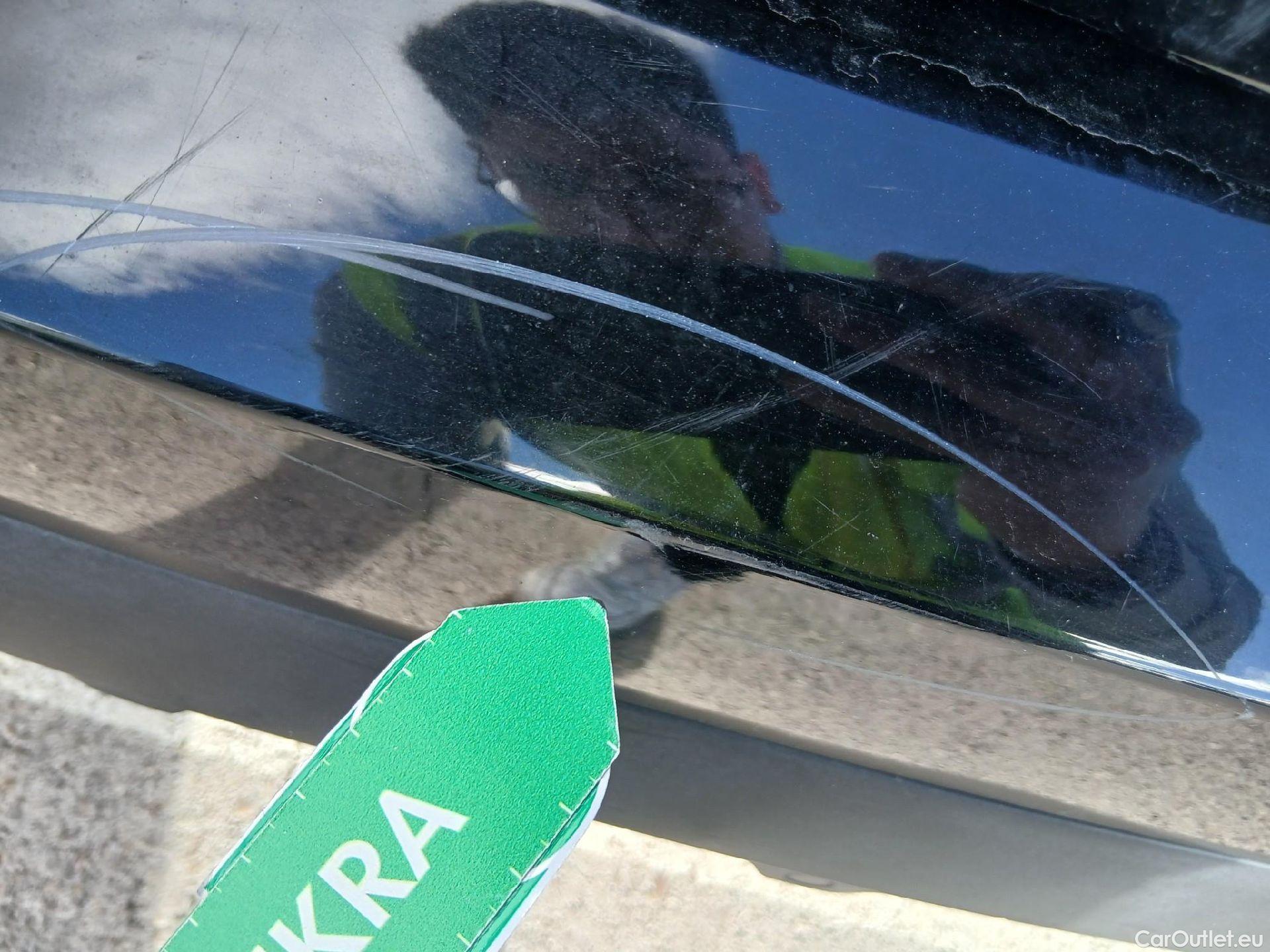  DS  DS7 DS DS 7 Crossback / 2017 / 5P / todoterreno BlueHDi DE 96kW (130CV) BE CHIC #29