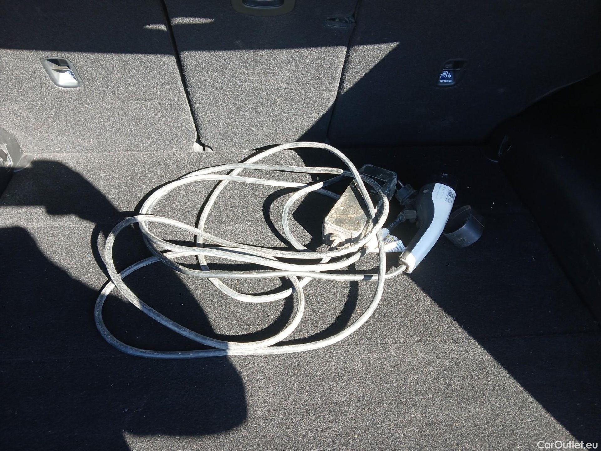  Hyundai  Tucson HYUNDAI  / 2020 / 5P / todoterreno 1.6 TGDI PHEV 195kW Tecno Sky Auto 4x4 #5