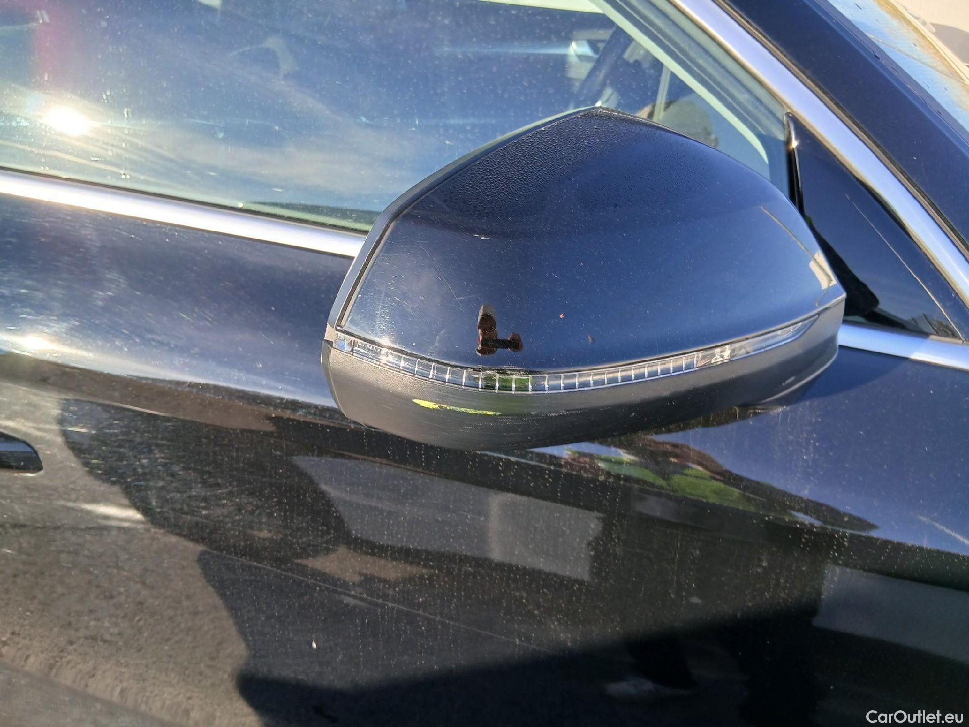  Audi  Q5 AUDI  / 2016 / 5P / todoterreno Design 35 TDI 120kW quattro S tronic #49