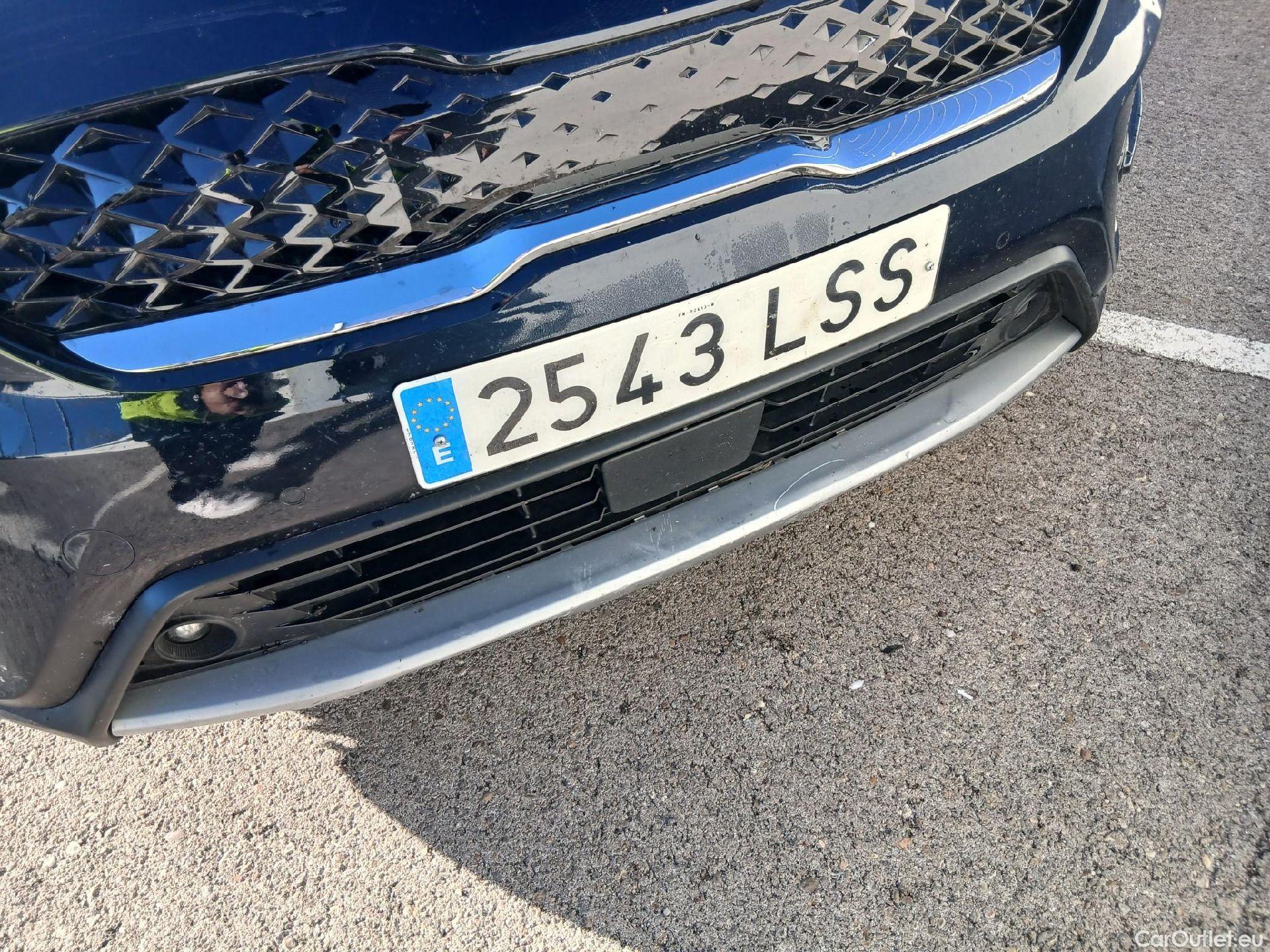  KIA  Niro KIA  1.6 GDi PHEV 104kW (141CV) Drive (AC) #17