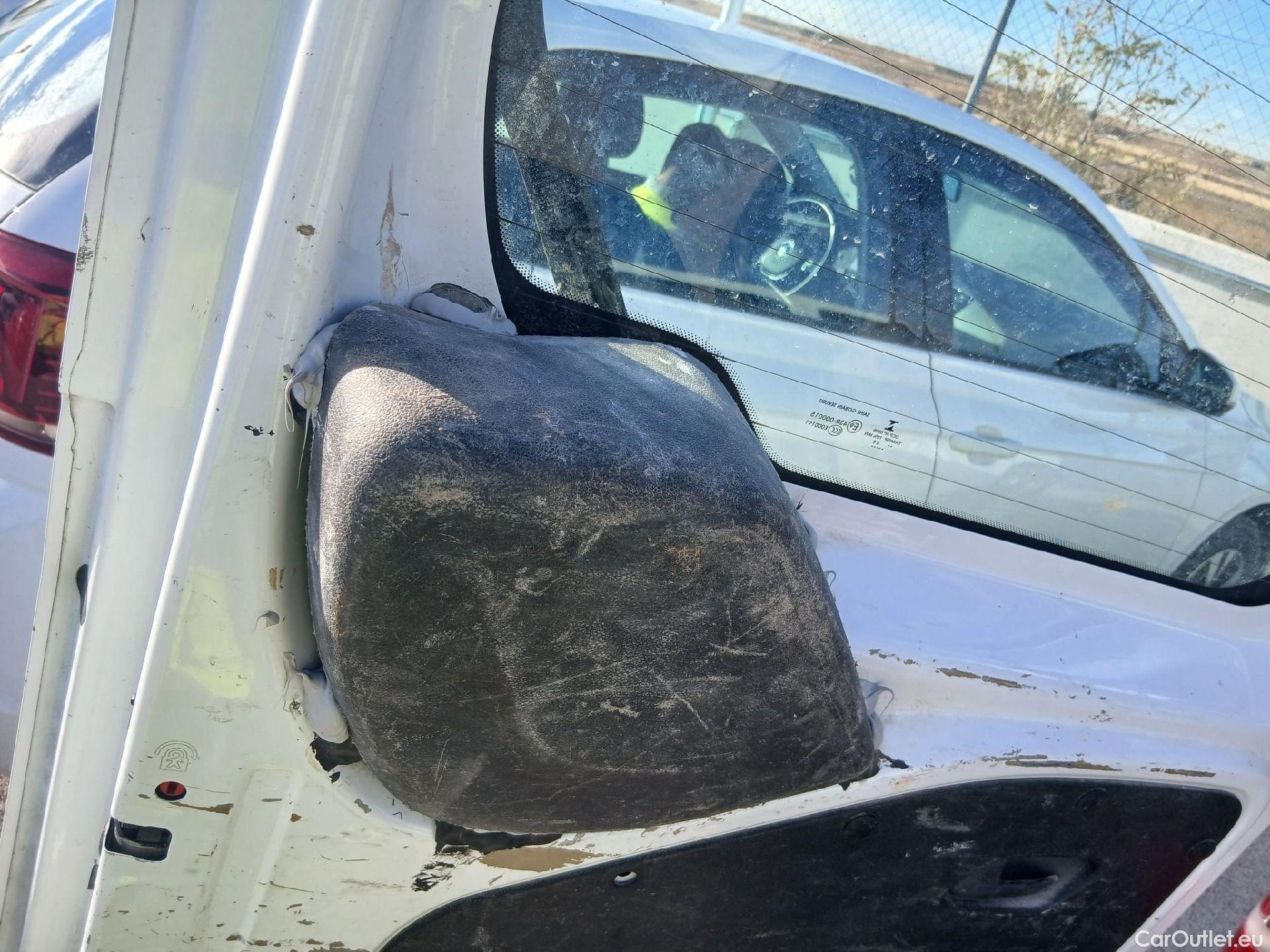  Citroen  Berlingo CITROEN  / 2018 / 4P / combi Talla M BlueHDi 100 S&S LIVE (AC) #3