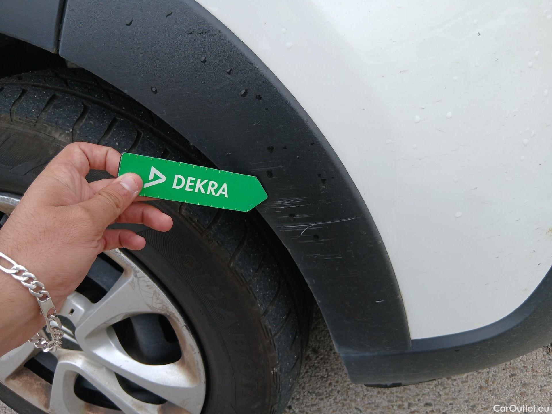  Citroen  C3 CITROEN  / 2020 / 5P / berlina con portón BlueHDi 75KW (100CV) S&S Live Pack #35