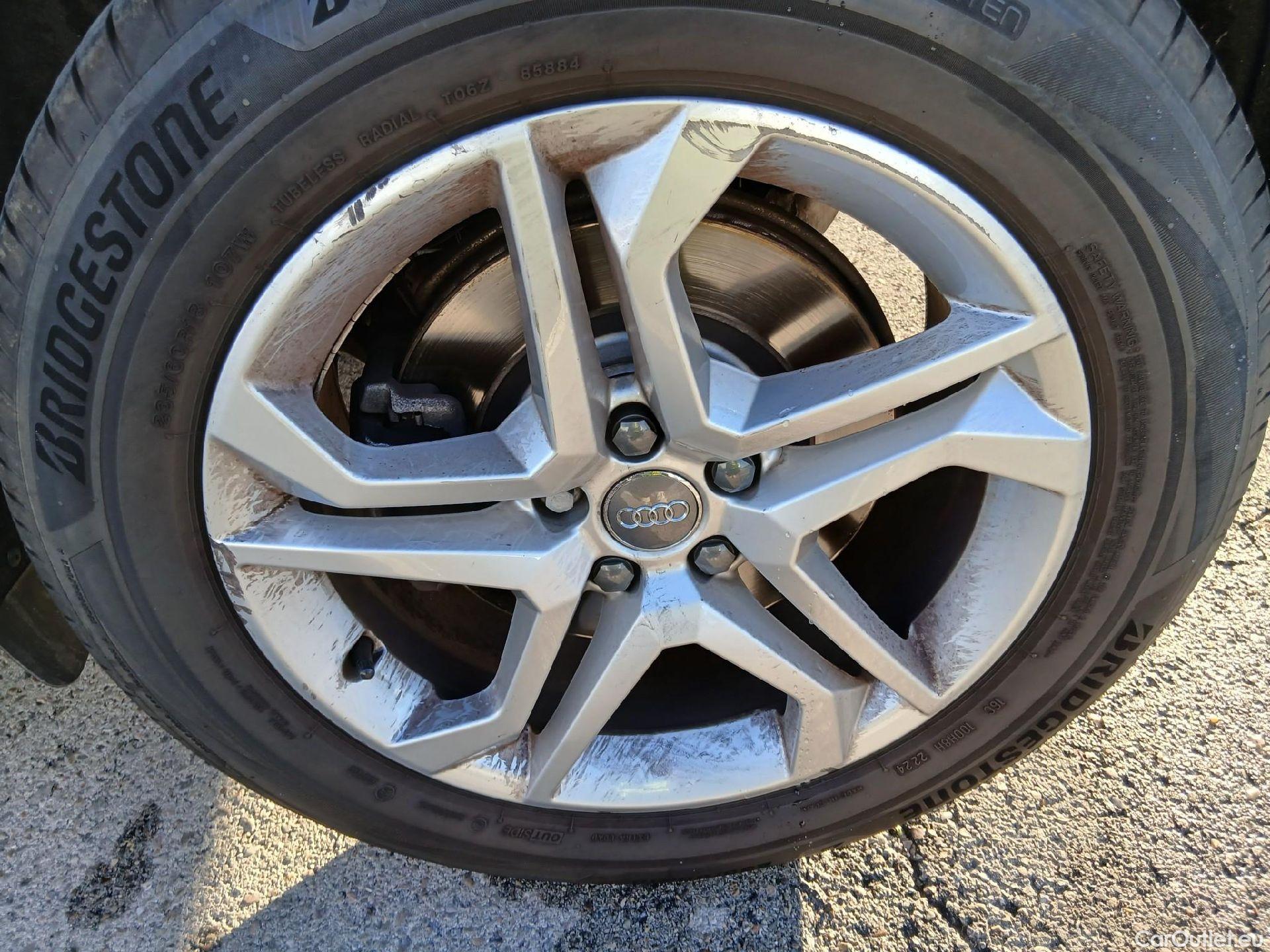  Audi  Q5 AUDI  / 2016 / 5P / todoterreno Design 35 TDI 120kW quattro S tronic #22