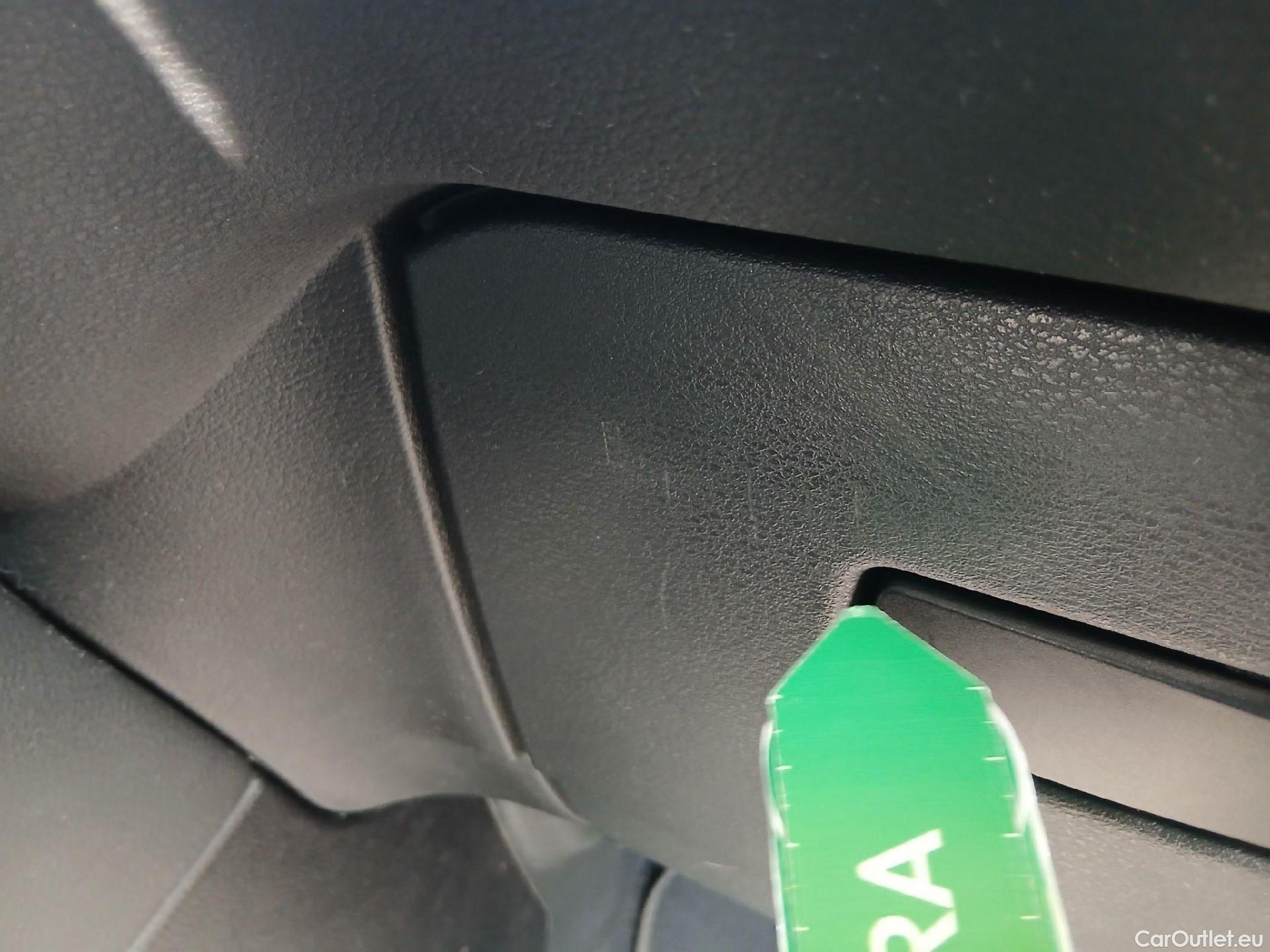  Bmw  X2 Serie  sDrive 18i Advantage 1.5 140CV AT7 E6dT #11