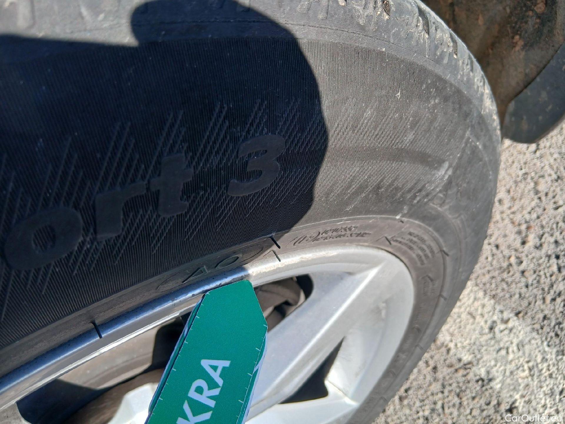 Audi  Q5 AUDI  SPORTBACK / 2020 / 5P / todoterreno Advanced 40 TDI 150kW quattro-ultra #4