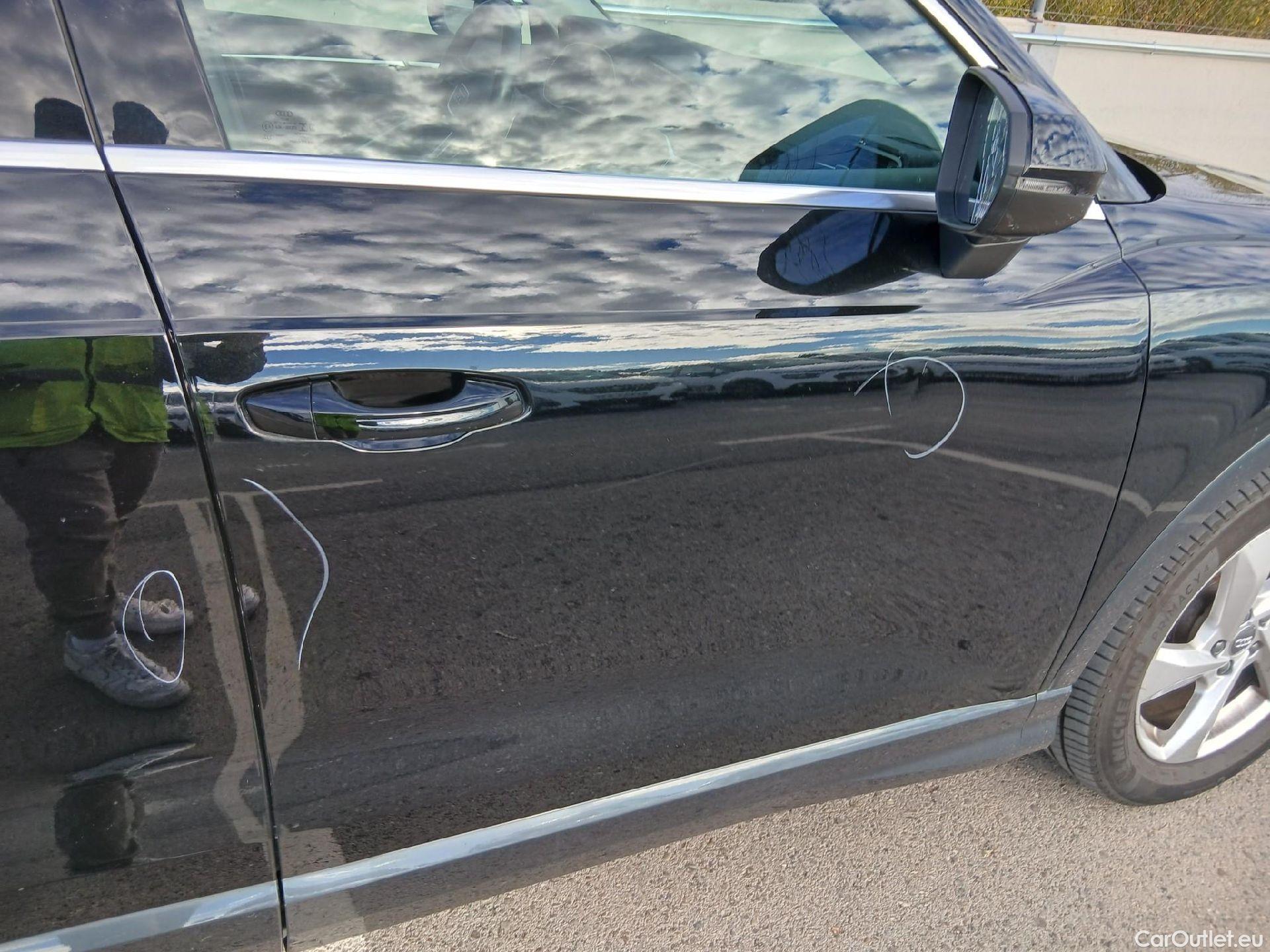  Audi  Q3 AUDI  / 2018 / 5P / todoterreno Advanced 35 TDI 110kW (150CV) S tronic #52