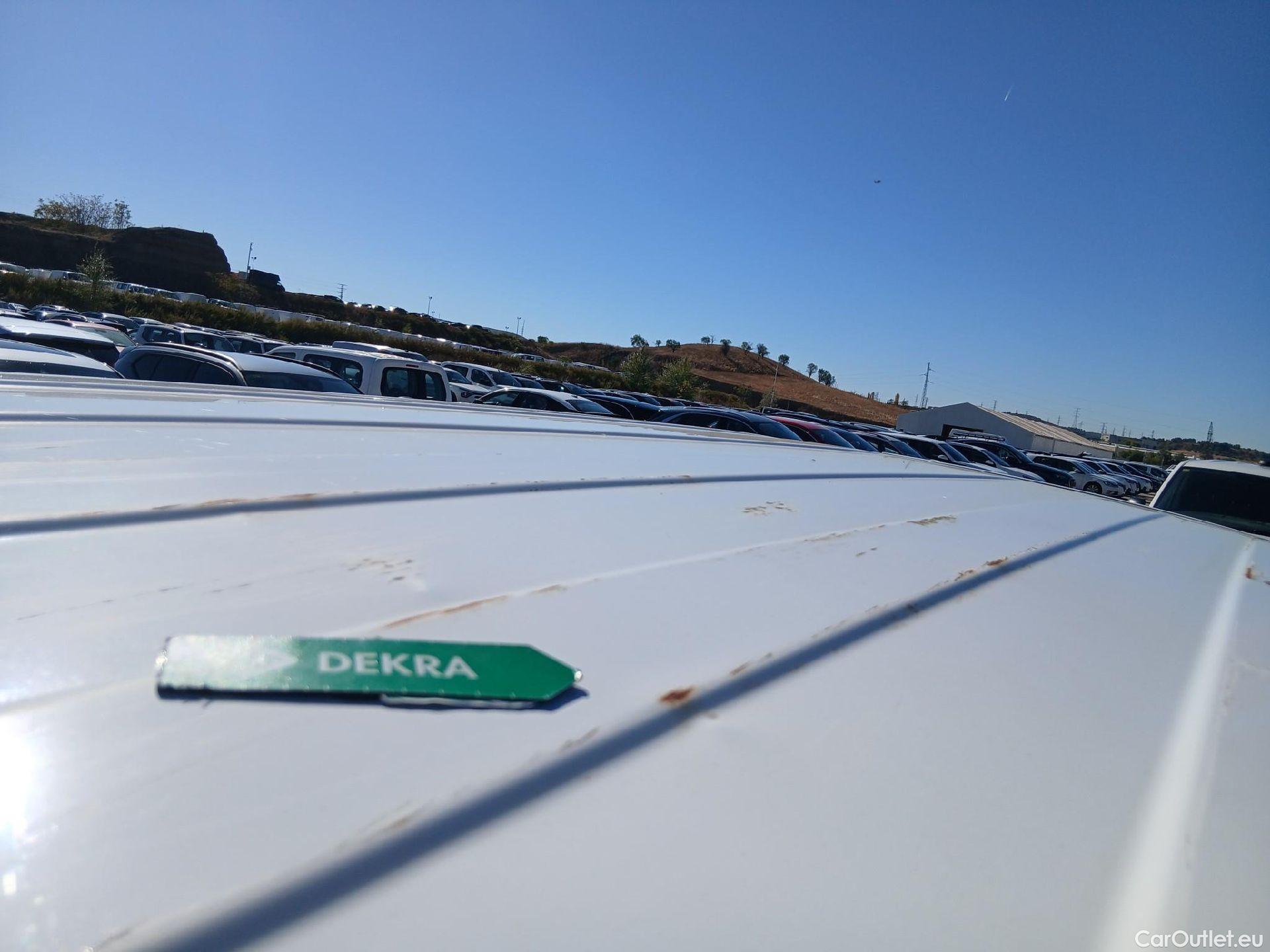  Nissan  NV200 NISSAN e- / 2009 / 4P / furgón Furgón 4p 40 kWh PROFESIONAL #42