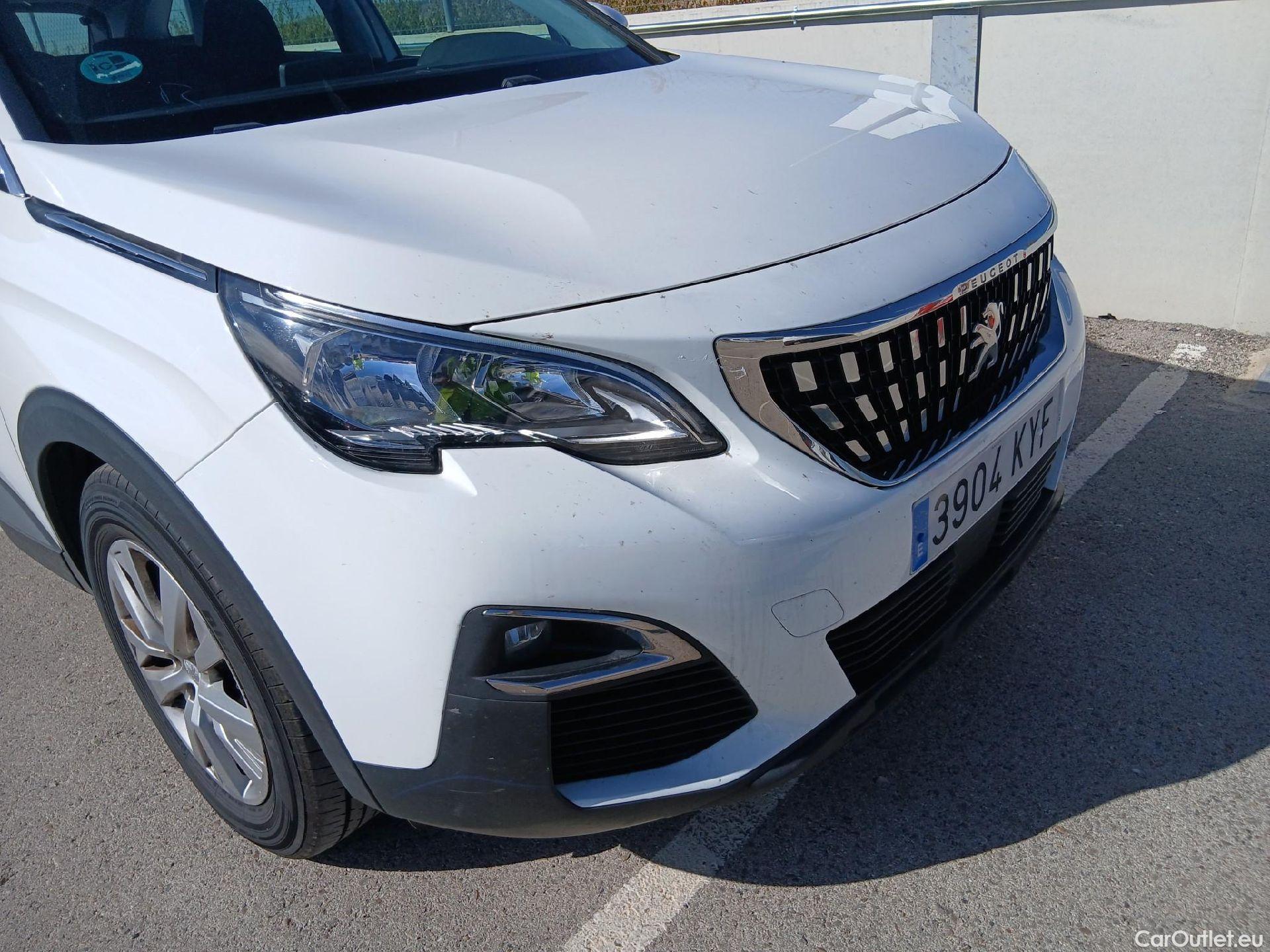  Peugeot  3008 PEUGEOT  / 2016 / 5P / todoterreno 1.5L BlueHDi 96kW (130CV) S&S Active (AC2) #15